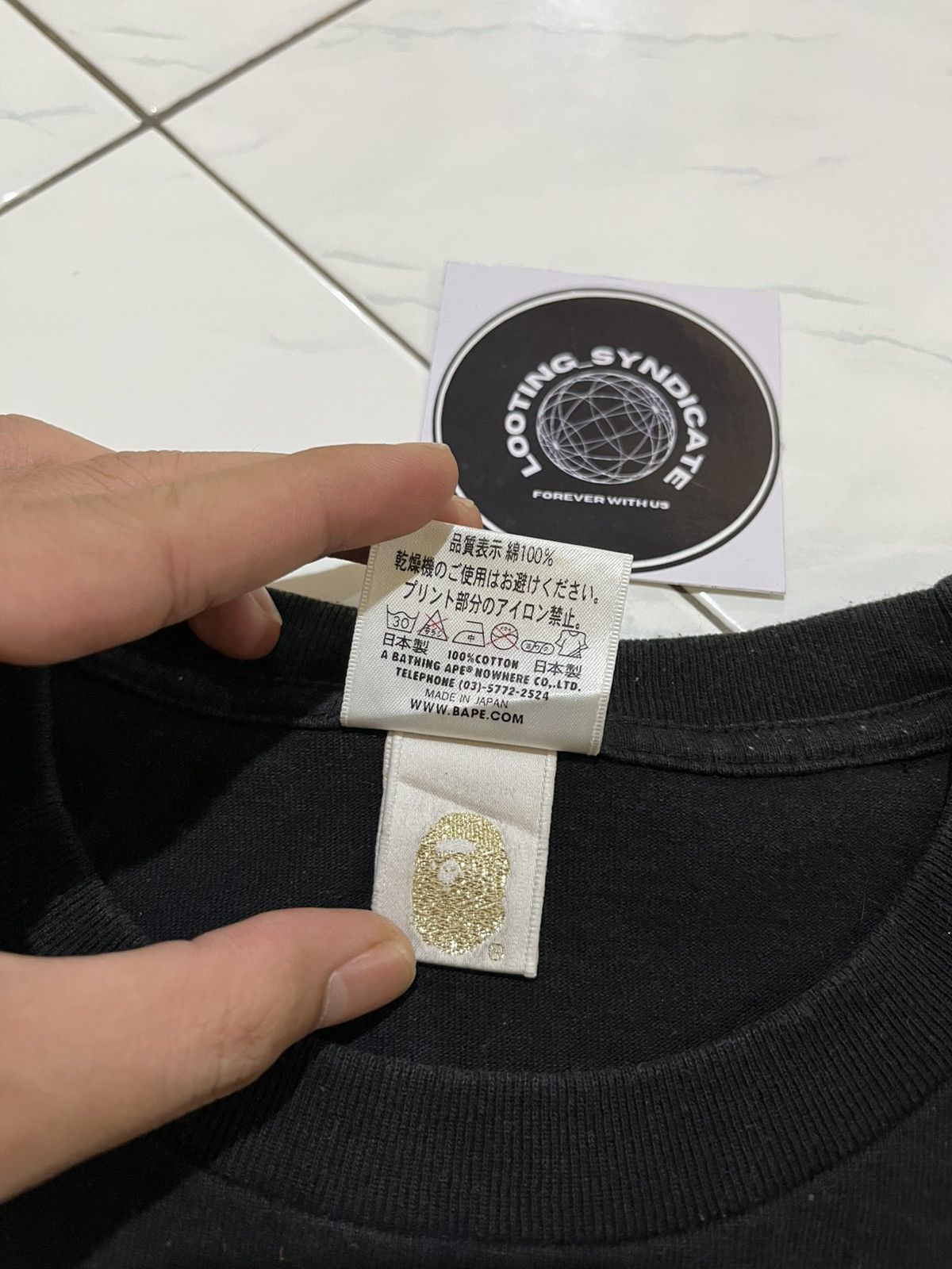 Bape 🔥 Vintage Bape Camo Tee Size US M / EU 48-50 / 2 - 12 Thumbnail