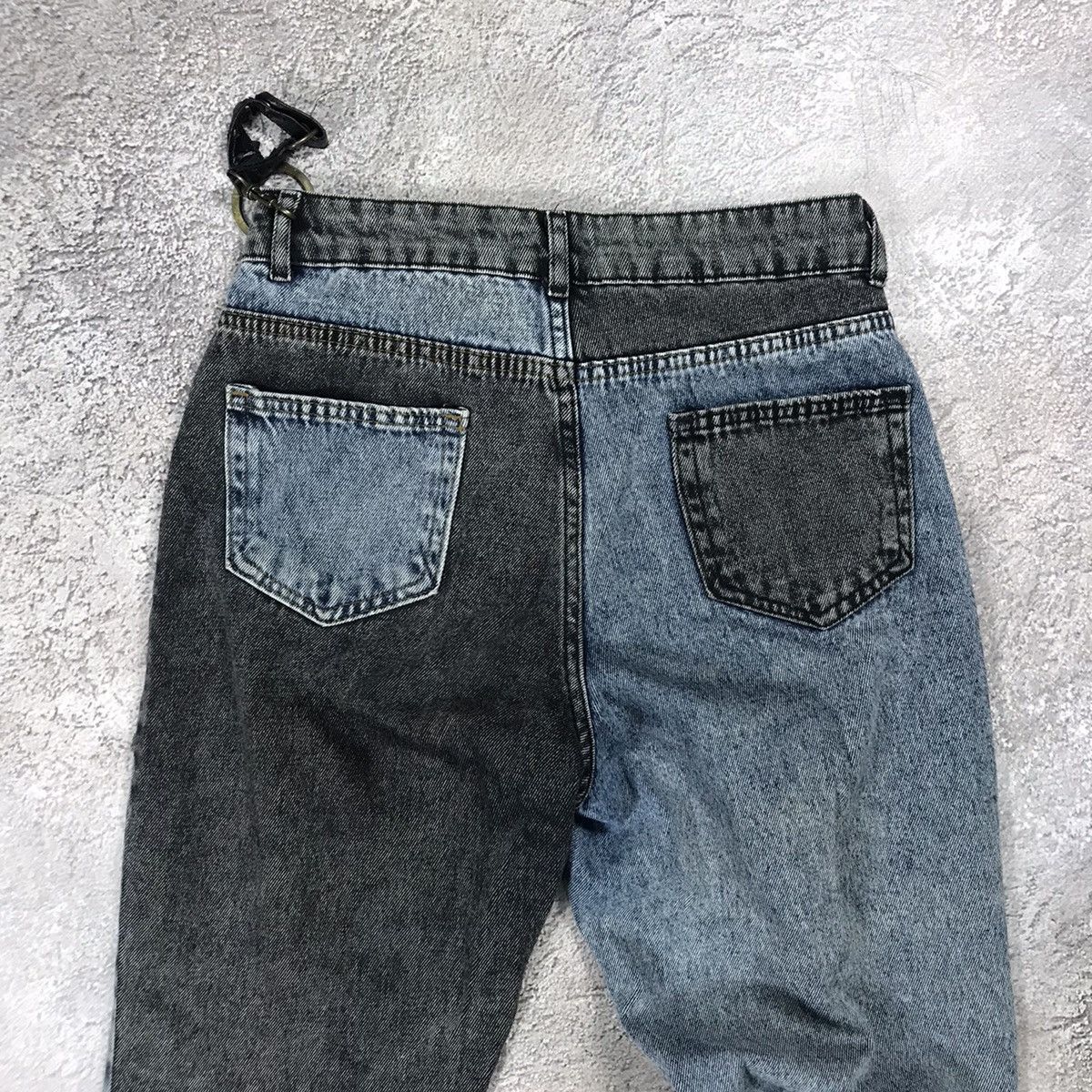 Vintage Vintage Y2K Distressed Baggy Jeans Grunge Skater Graphic 28 Size 28" / US 6 / IT 42 - 6 Thumbnail