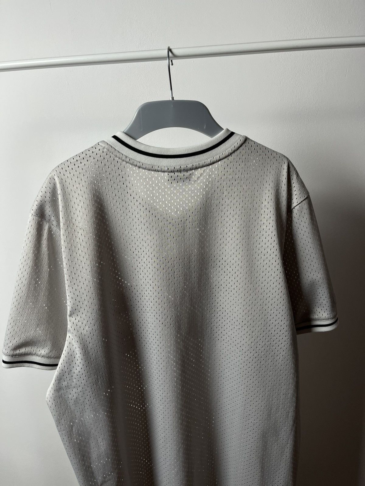 Fubu FUBU 05 Jersey Style Mesh Shirt White Red Hip Hop Y2K Size L Size US L / EU 52-54 / 3 - 10 Thumbnail