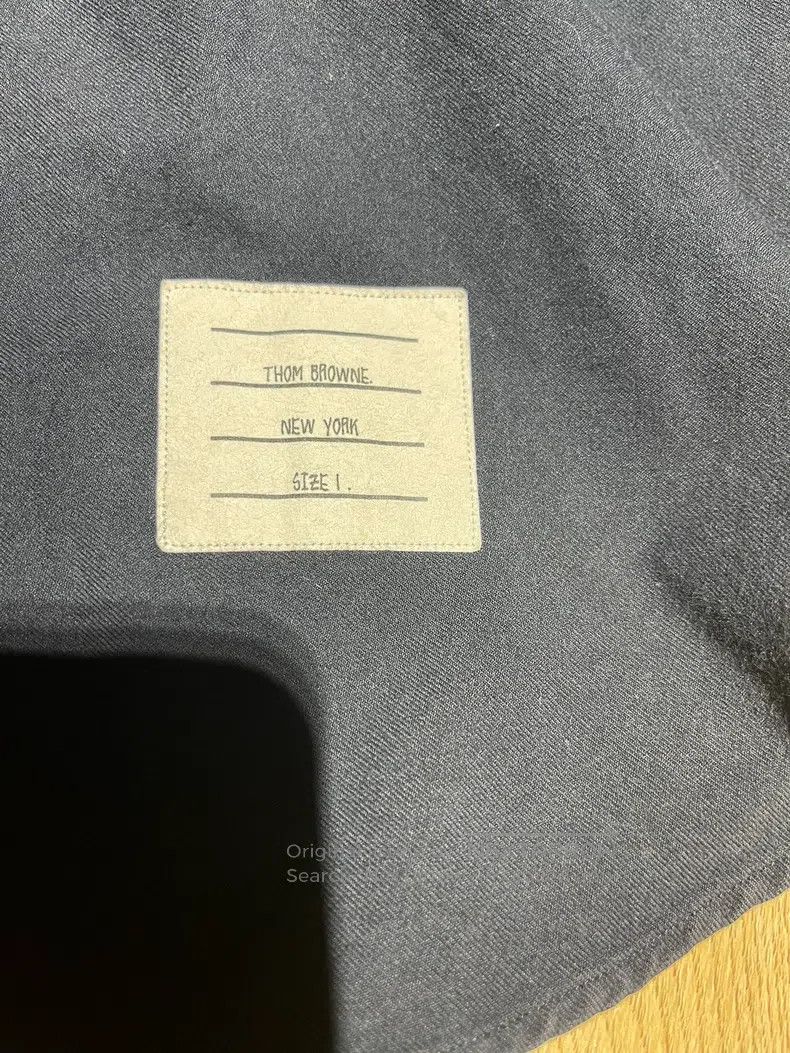 Thom Browne Thom Browne Sleeve label single row long sleeve button shi Size US S / EU 44-46 / 1 - 2 Thumbnail