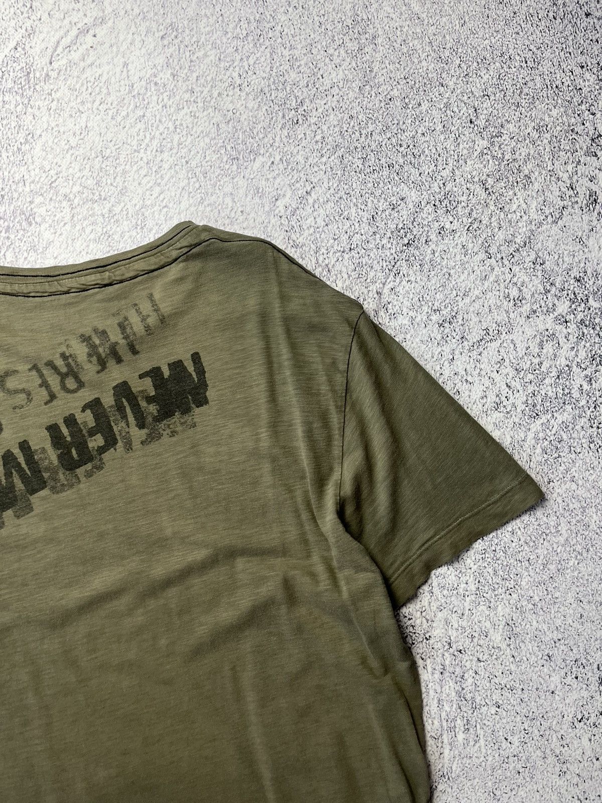 Japanese Brand Mens Vintage Distressed True Religion T-shirt Rare Y2K tee Size US L / EU 52-54 / 3 - 20 Thumbnail