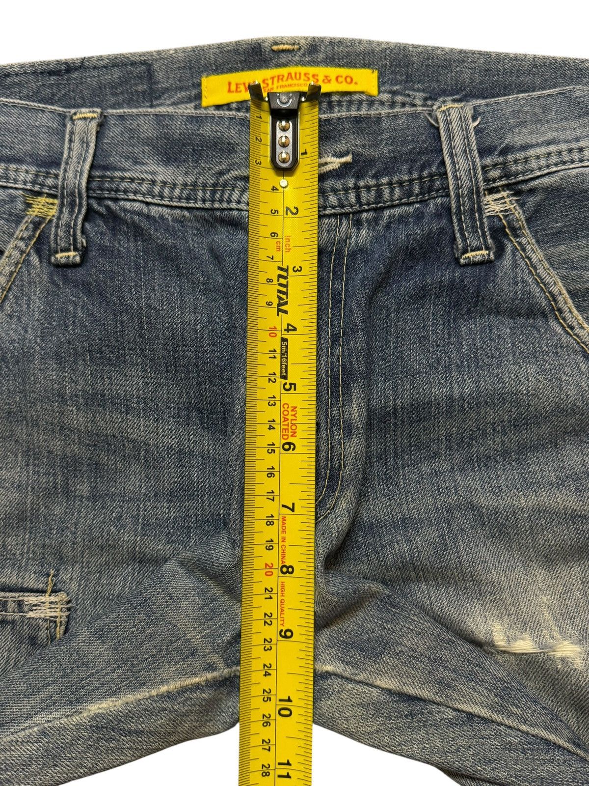 Levi's Vintage Y2K Levis 502 Blue Faded Wash Yellow Tab Regular Fit Size US 31 - 13 Thumbnail