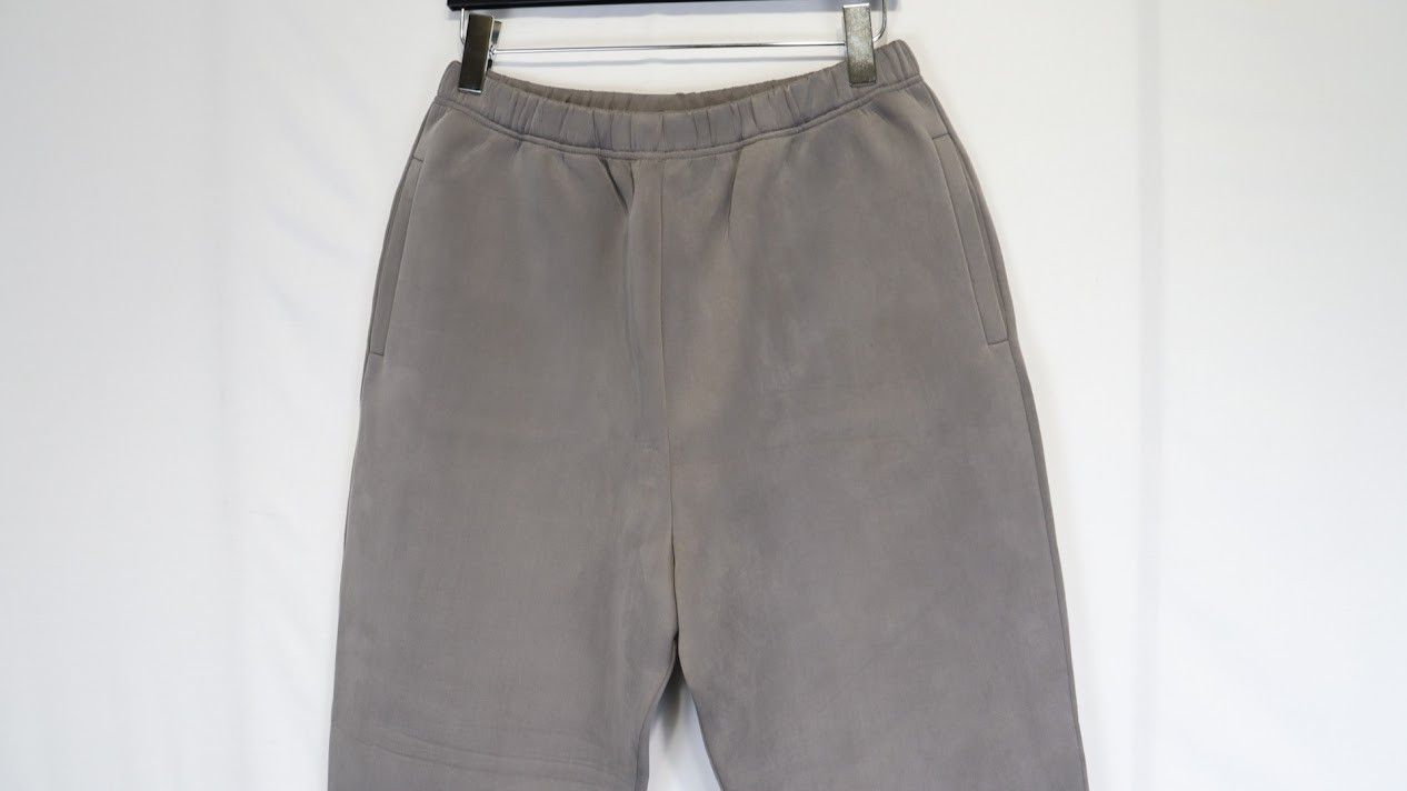 Jacquemus o1rshd1 LE Jogging in Grey Size US 34 / EU 50 - 2 Thumbnail