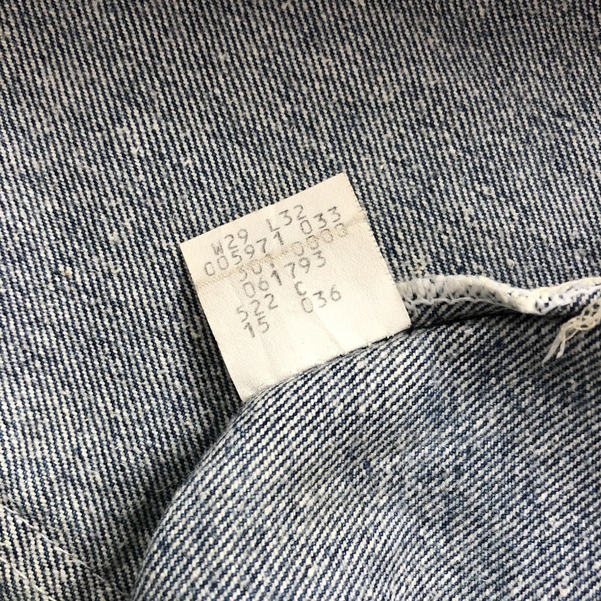 Levi's × Levi's Vintage Clothing 🇺🇸70’s Vintage Levis 501 29x32 Straight Leg Distressed Jeans Size US 29 - 16 Thumbnail