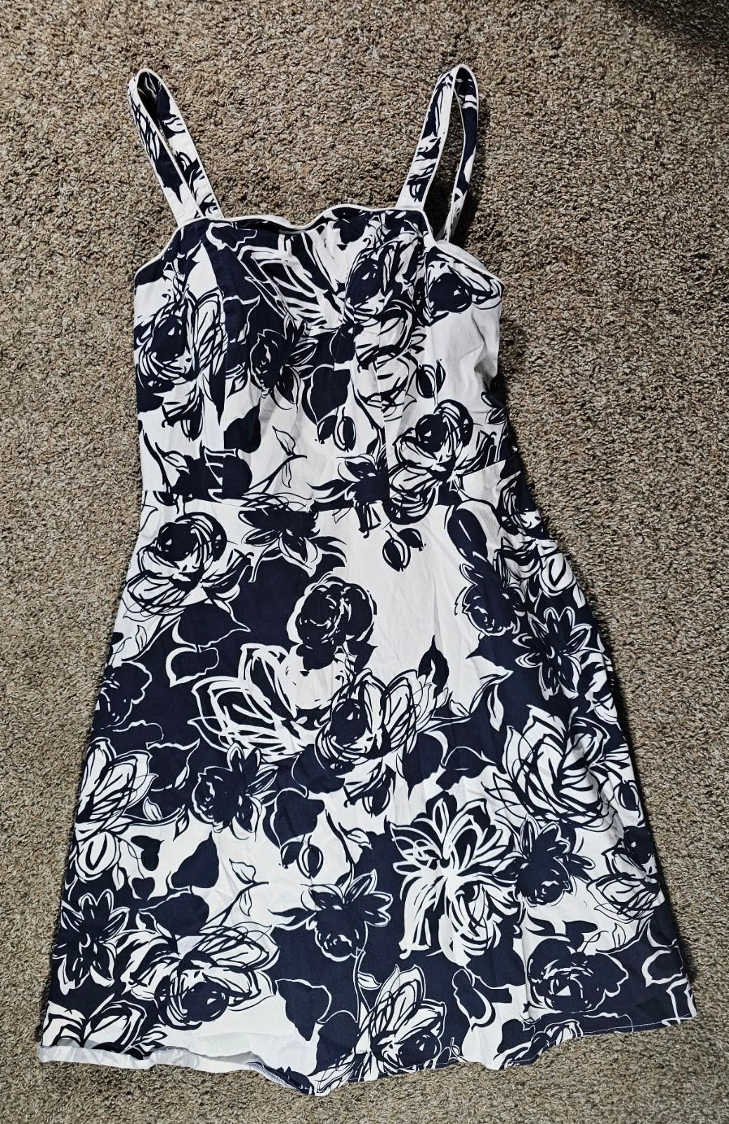 The Unbranded Brand No Brand Blue White Floral Dress 39" Long Size M / US 6-8 / IT 42-44 - 1 Thumbnail