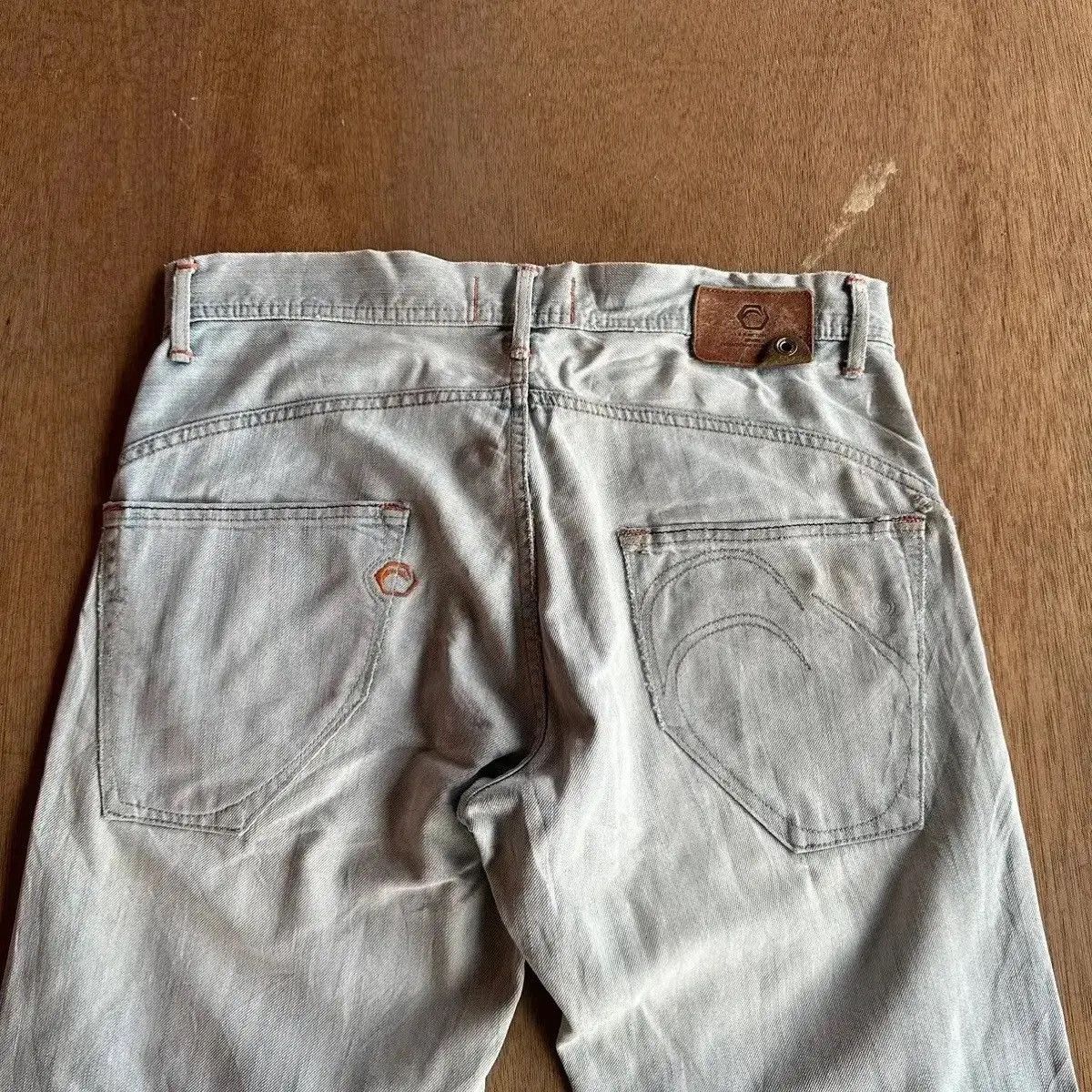 Vintage DISTRESSED DENIM VTG EDWIN JAPAN TWIST LEG LIGHTWASH BAGGY Size US 33 - 14 Thumbnail