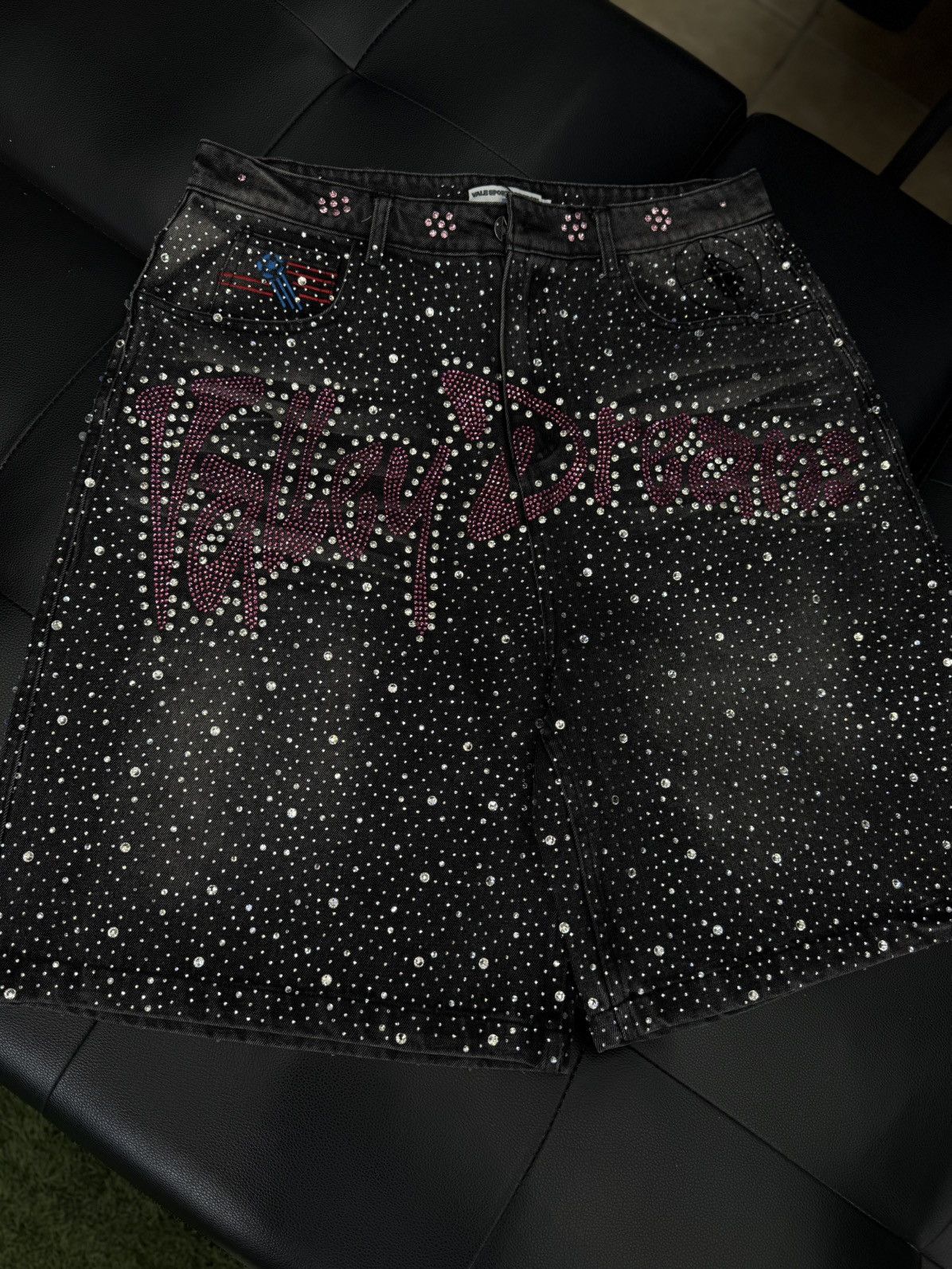 Vale Vale Valley Dreams Rhinestone Shorts Size 32 Size US 32 / EU 48 - 5 Thumbnail