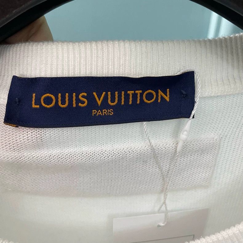 Louis Vuitton Louis Vuitton Face white knit logo white short sleeve 2501- Size US L / EU 52-54 / 3 - 3 Thumbnail