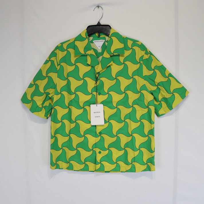 image of Bottega Veneta O1Rshd1 Printed Nylon Bowling Shirt In Green/yellow, Men's (Size Medium)