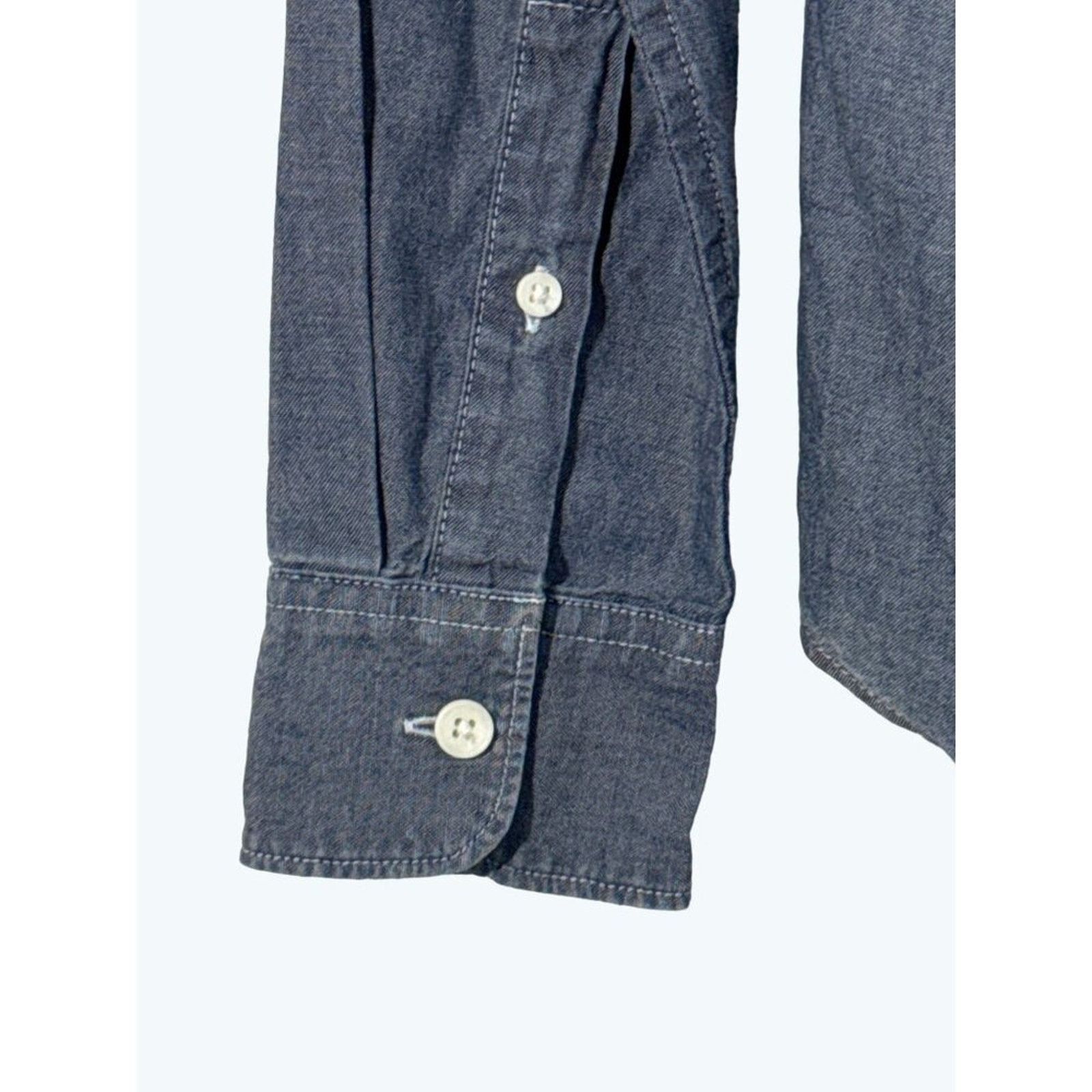 Everlane Everlane Womens The Chambray Slim Fit Shirt Button Up XS Size XS / US 0-2 / IT 36-38 - 2 Thumbnail