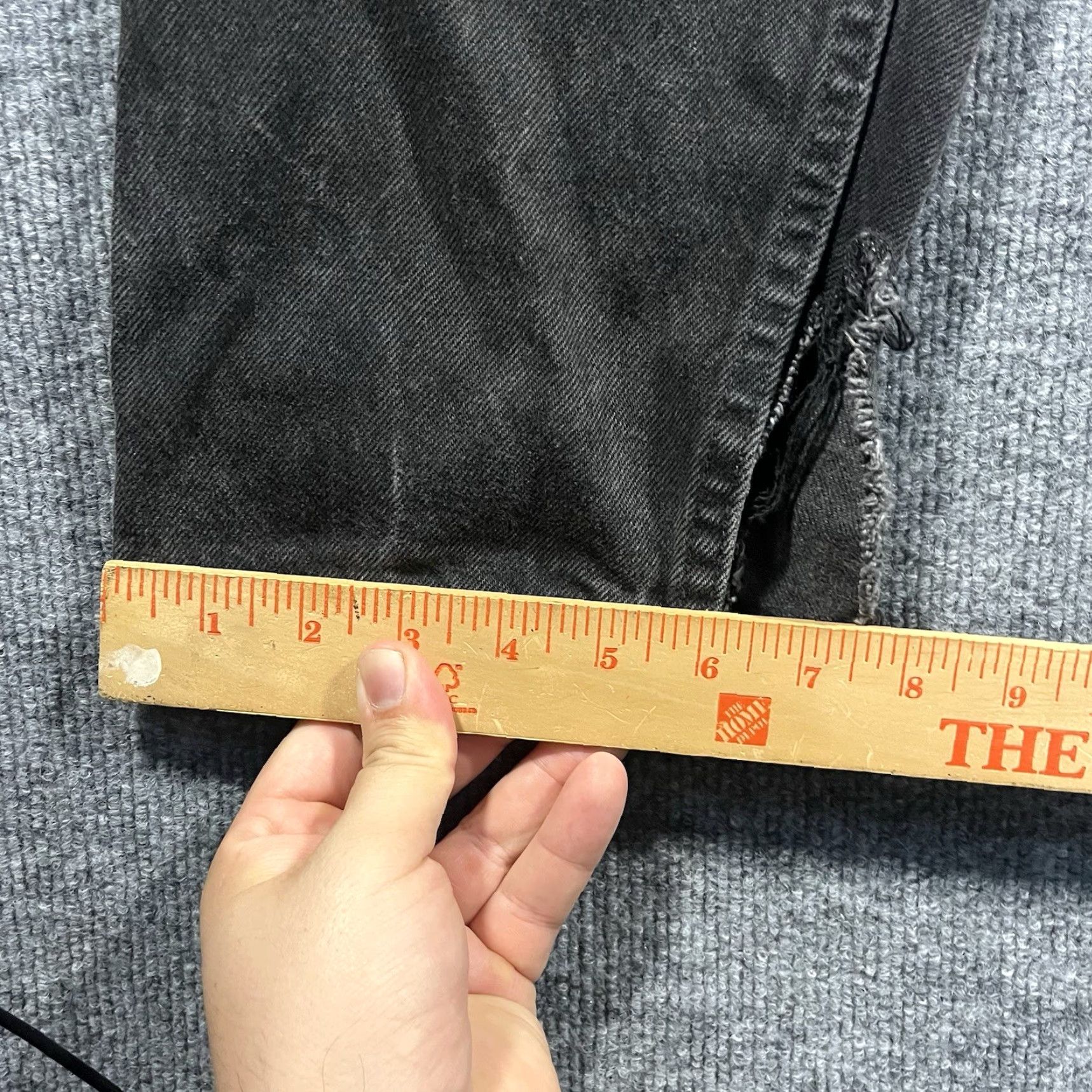 Levi's VINTAGE Levi's Jeans 550 Tapered 36x31 Regular Mens Black USA Denim Leather Logo Pocket Size US 36 / EU 52 - 5 Thumbnail