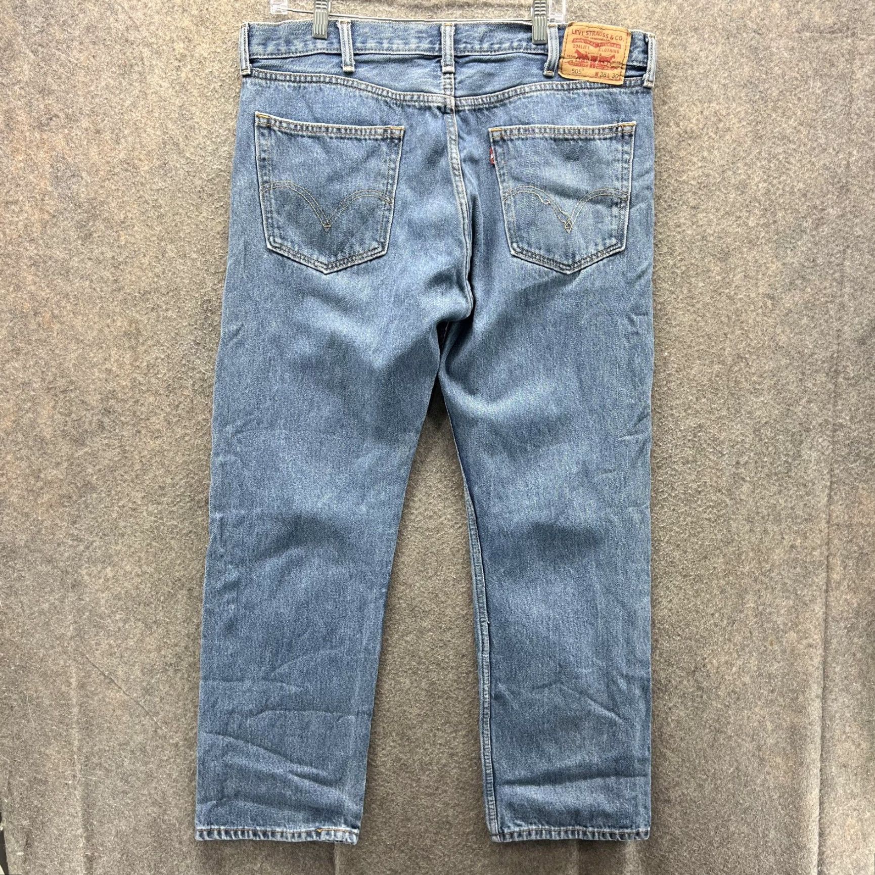 Levi's Levis 505 Jeans Mens 38x30 Blue Straight Denim Medium Wash Casual Pants Regular Fit Size 38 Men Jeans Levis 505 Straight Size US 38 / EU 54 - 7 Thumbnail