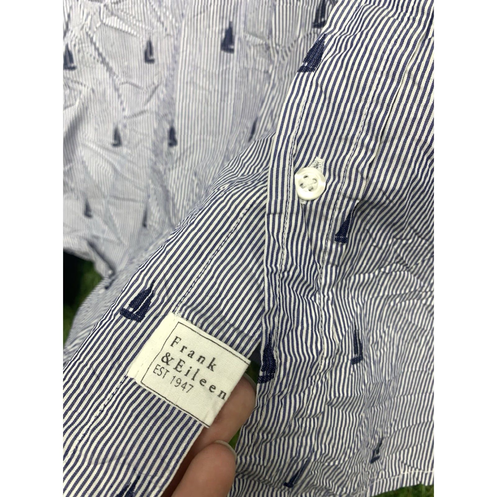 Frank & Eileen Frank & Eileen Shirt Mens XL Button-Down Long Sleeve Striped Blue Cotton Classic Fashion Size US XL / EU 56 / 4 - 6 Thumbnail
