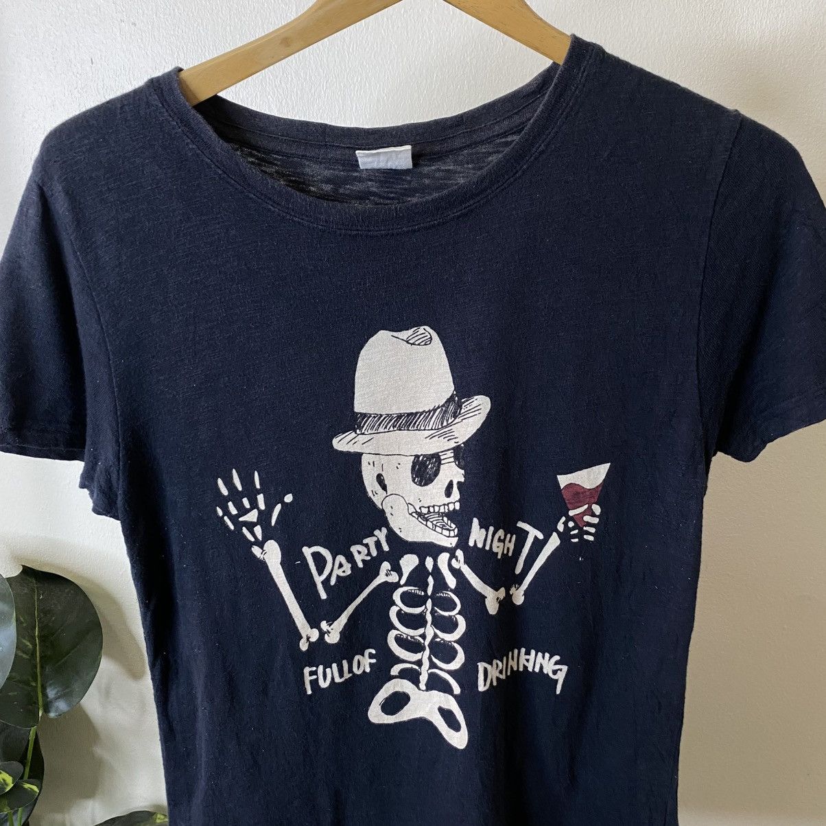 GRN Grn Tokyo Japan Skeleton Party Night Full Of Drinking Tshirt Size US XS / EU 42 / 0 - 2 Thumbnail