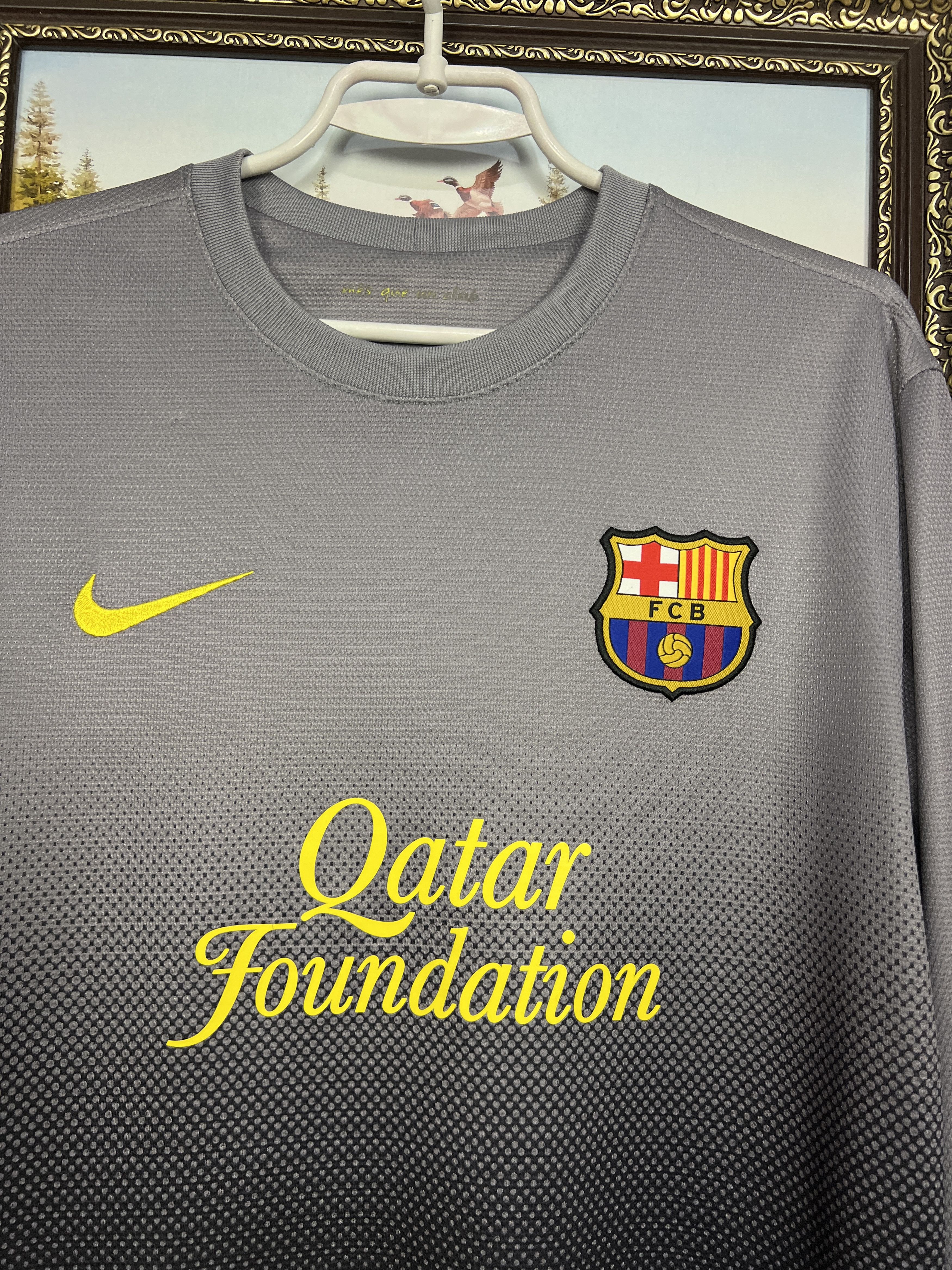 Nike Barcelona Goalkeeper football shirt Soccer Jersey Camiseta Size US M / EU 48-50 / 2 - 3 Thumbnail