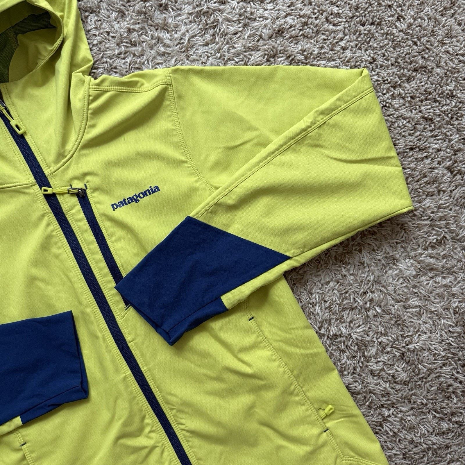Patagonia Patagonia Levitation Hoody Soft Shell Jacket Neon Yellow Size US XS / EU 42 / 0 - 7 Thumbnail