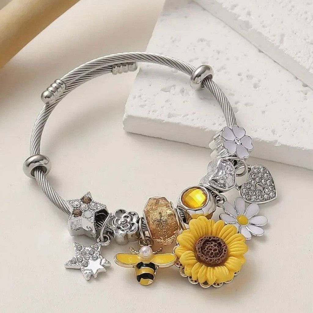 Other New Sunflower & Bee Charm Stainless Steel Bracelet Size ONE SIZE - 3 Thumbnail