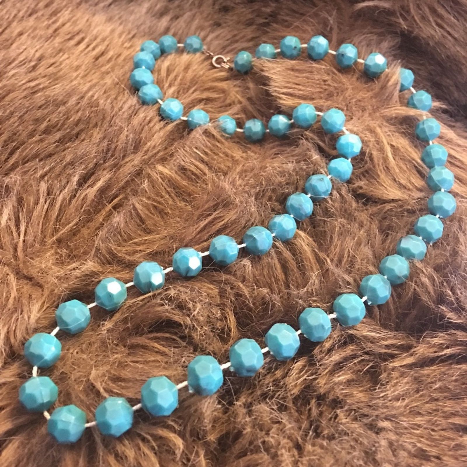 Vintage Vintage turquoise faceted marble bead necklace Size ONE SIZE - 7 Thumbnail