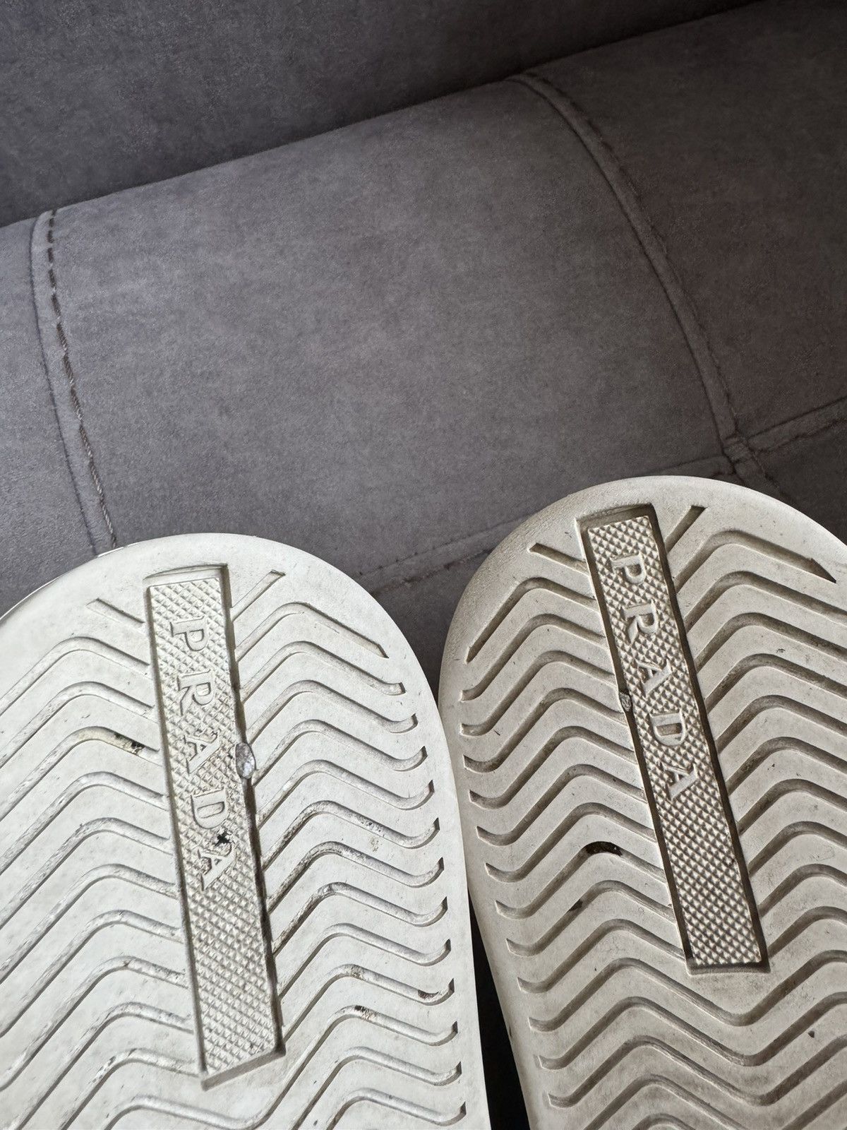 Prada Prada men sneakers SZ UK8 study insole measurements in photo Size US 9.5 / EU 42-43 - 12 Thumbnail