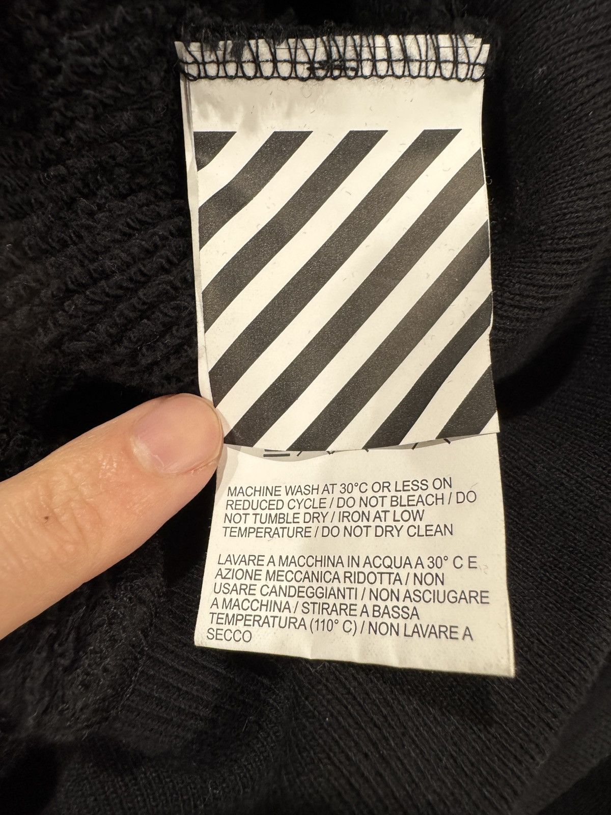 Off-White Off-White Black Oversized Diagonal Skulls Hoodie Size Medium Size US M / EU 48-50 / 2 - 9 Thumbnail