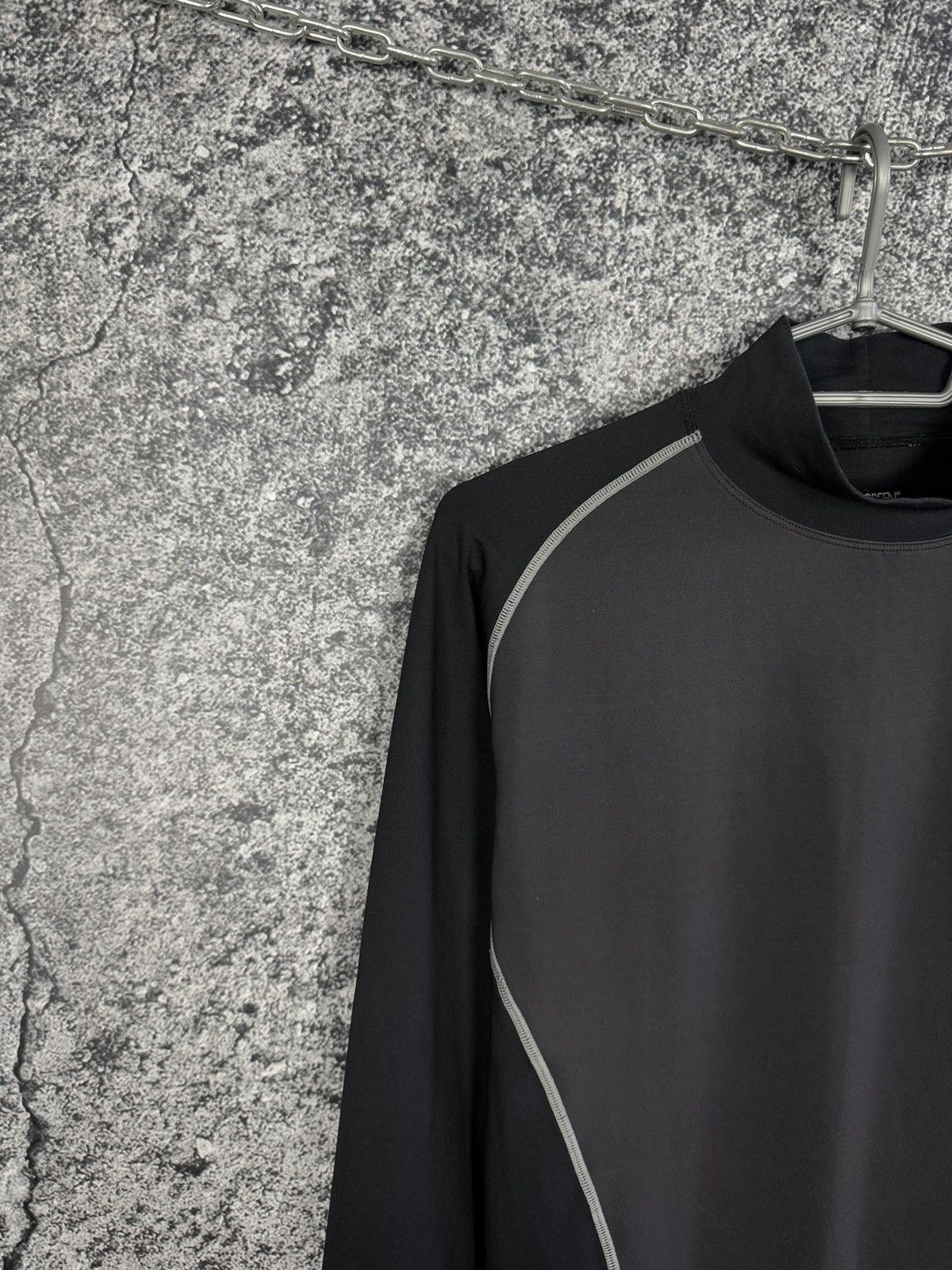 Galvin Green Galvin Green Skintight Compression Long Sleeve Golf Top Sz M Size US M / EU 48-50 / 2 - 3 Thumbnail