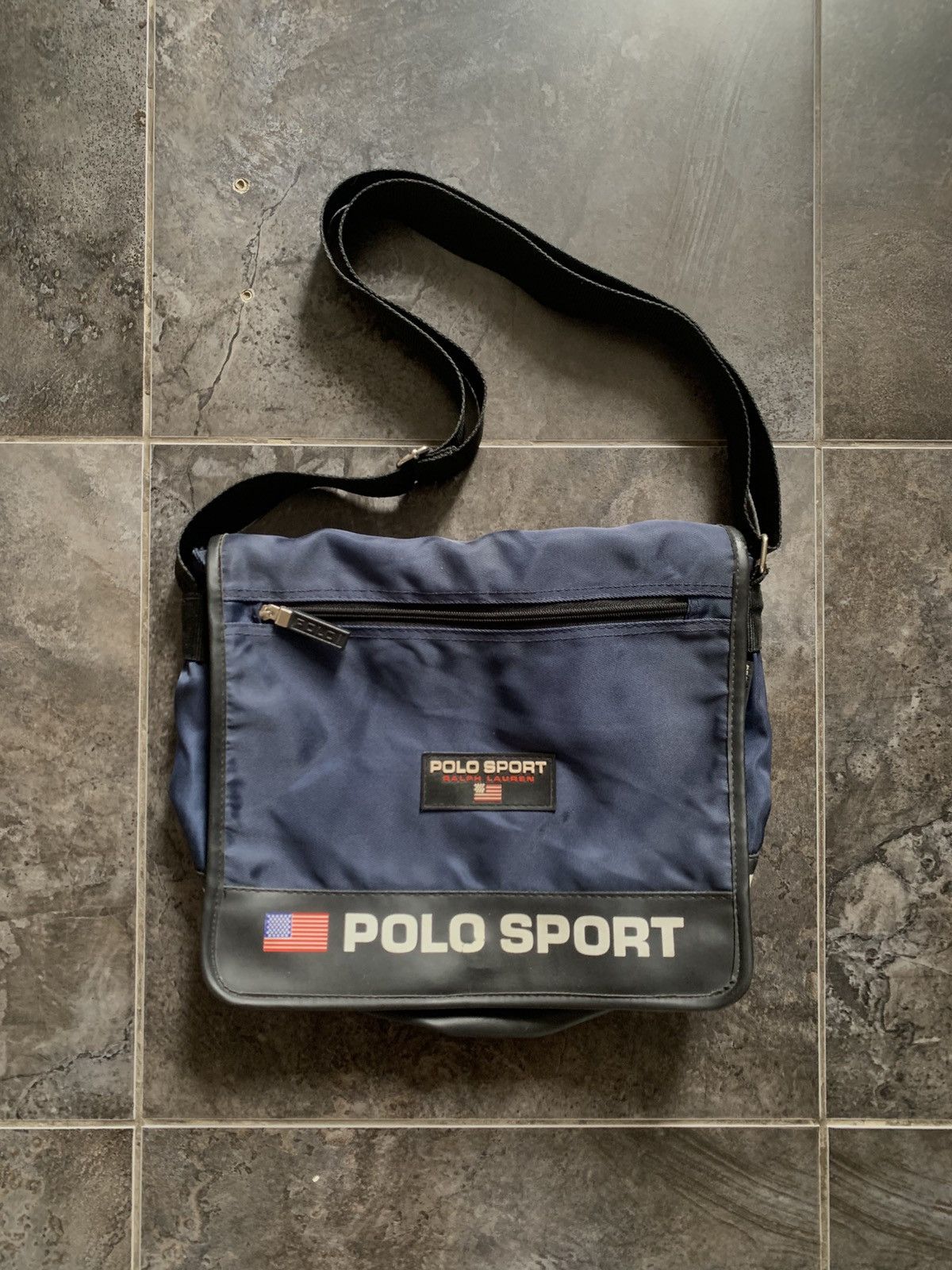 Ralph Lauren Sport 🔥🇺🇸 VINTAGE POLO SPORT BAG MASSENGER Y2K 🇺🇸🔥 Size ONE SIZE - 1 Thumbnail