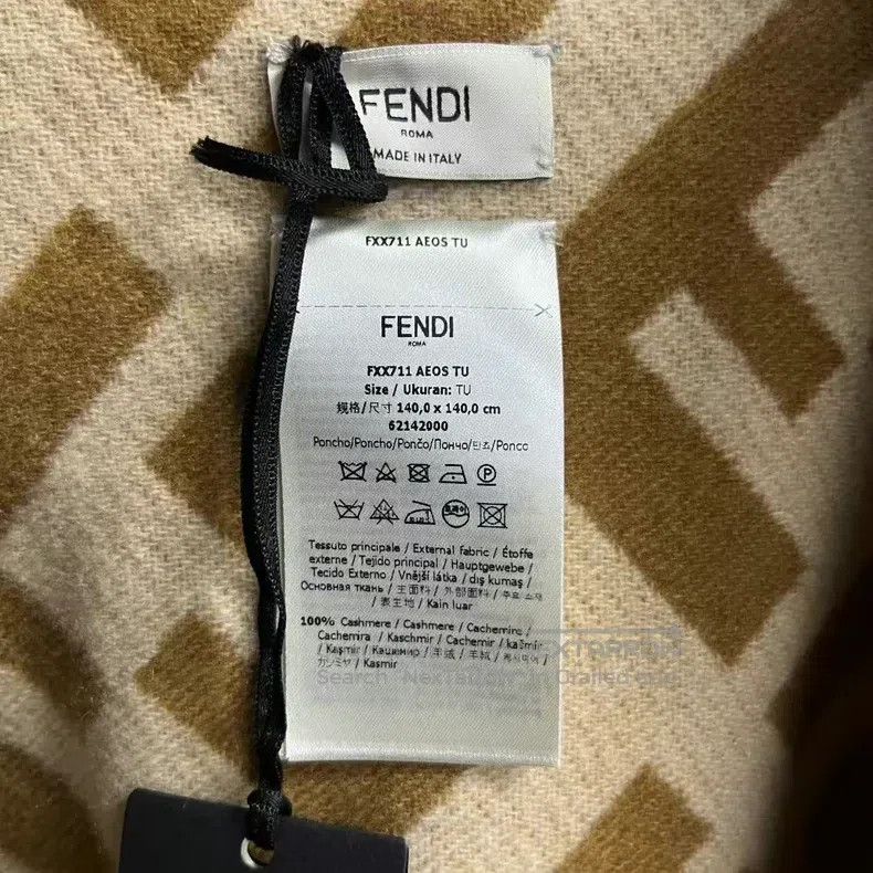 Fendi Fendi size 140*140cm Large Shawl Cashmere Wrap Size ONE SIZE - 4 Thumbnail