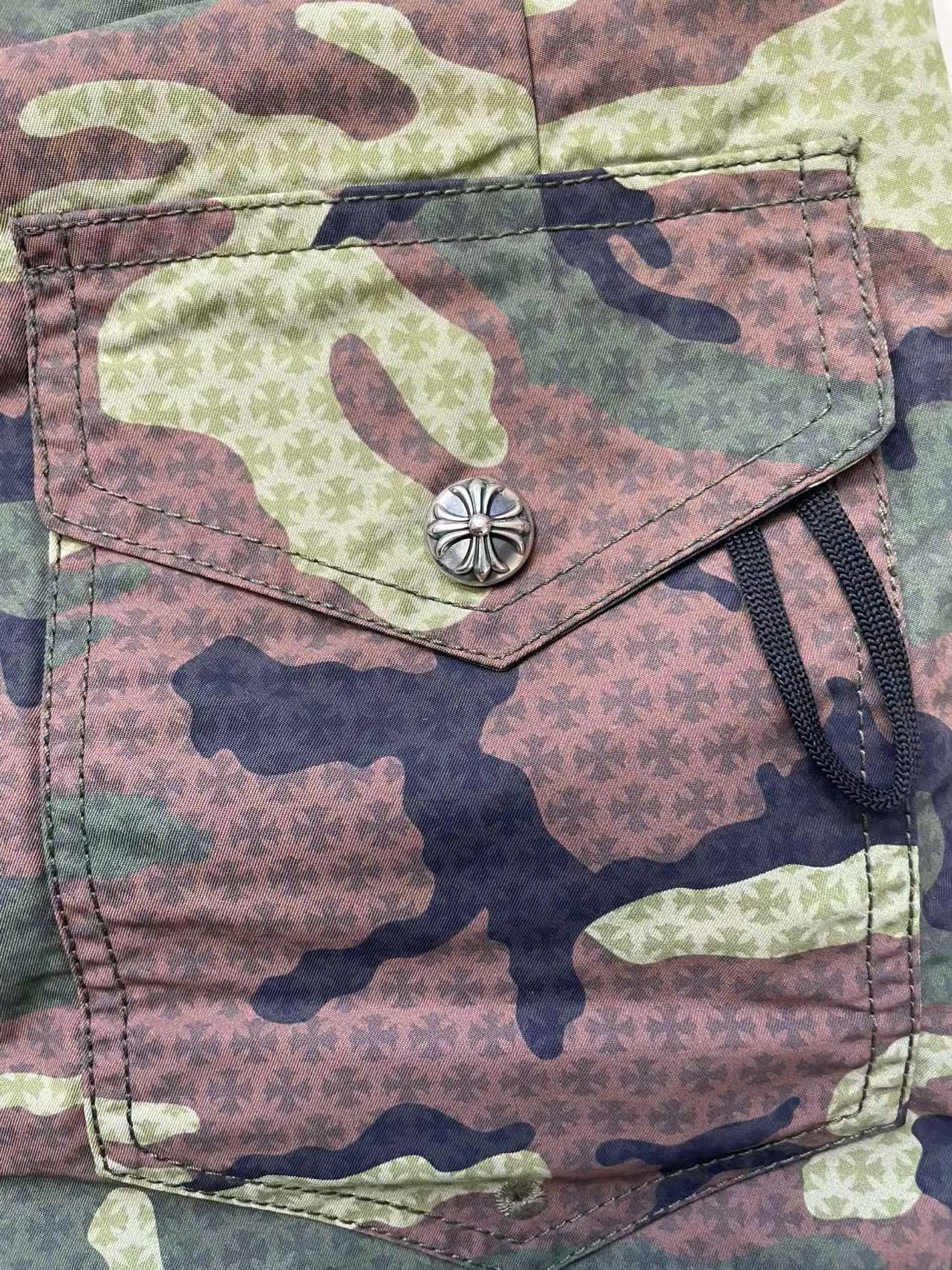 Chrome Hearts Chrome Hearts Tonal Monogram Camouflage Drawstring Shorts Size 36" / US 14 / IT 50 - 6 Thumbnail