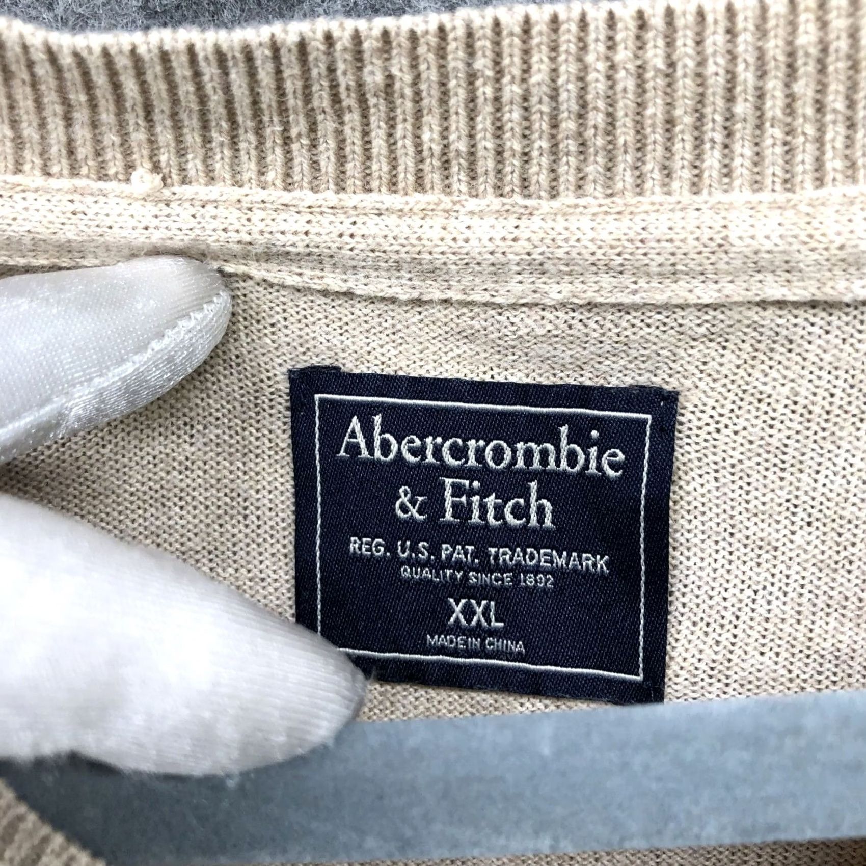Abercrombie & Fitch Abercrombie & Fitch V-neck Sweater Mens XXL Beige Wool Blend Pullover Sand Size US XXL / EU 58 / 5 - 5 Thumbnail