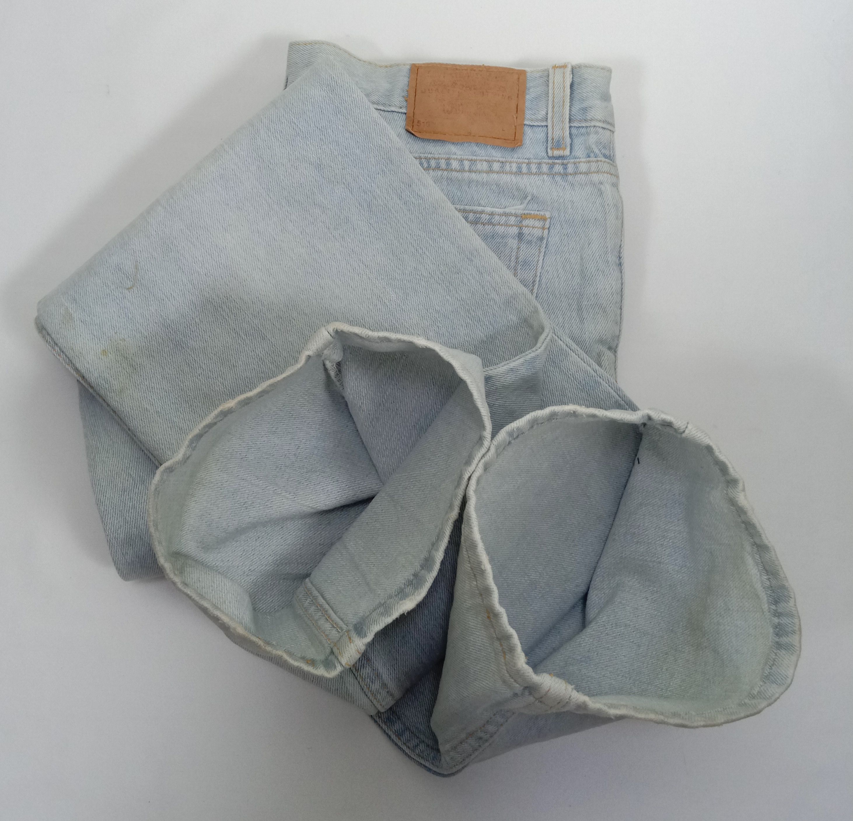 Levi's Vintage Levi's 518 Flare Jeans Light Wash Denim Size US 33 - 14 Thumbnail