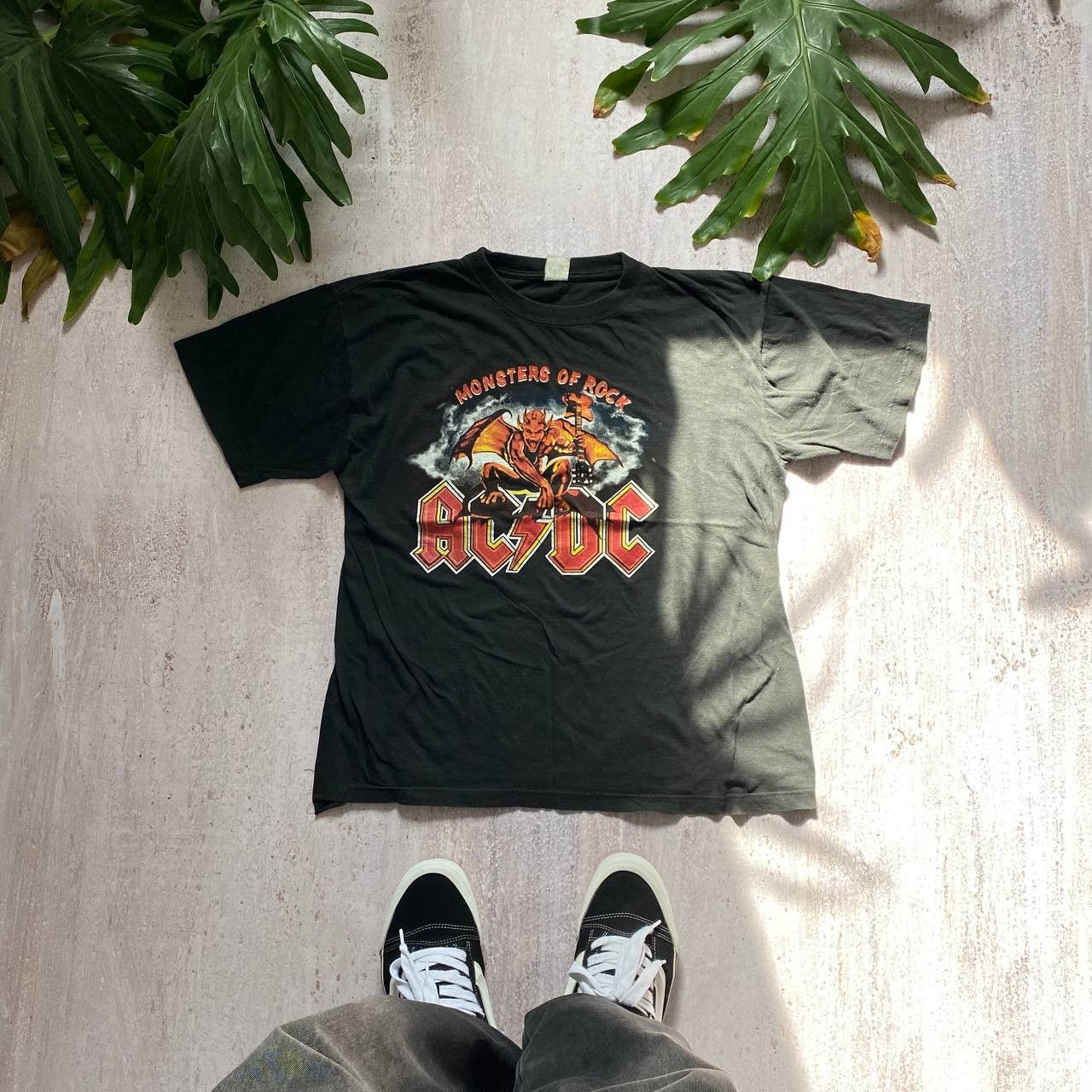 Band Tees VINTAGE 90S AC/DC AMAZING FADED THRASHED BOXY TOUR T SHIRT Size US M / EU 48-50 / 2 - 5 Thumbnail
