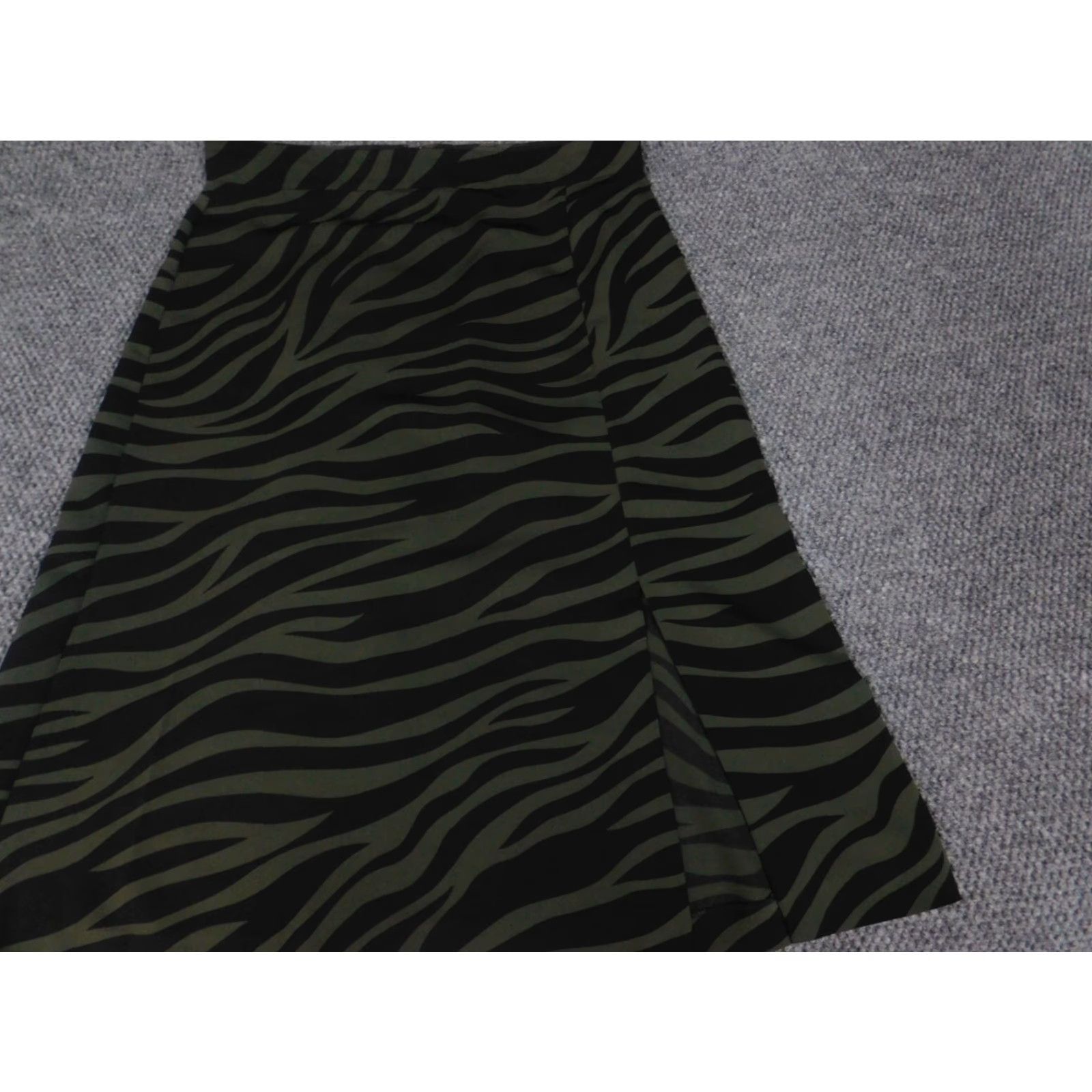 Ann Taylor Ann Taylor Skirt Womens 10 Green A-Line Knee Length Zipper Lined Knit Polyester Casual Vintage No Size 32" / US 10 / IT 46 - 3 Thumbnail