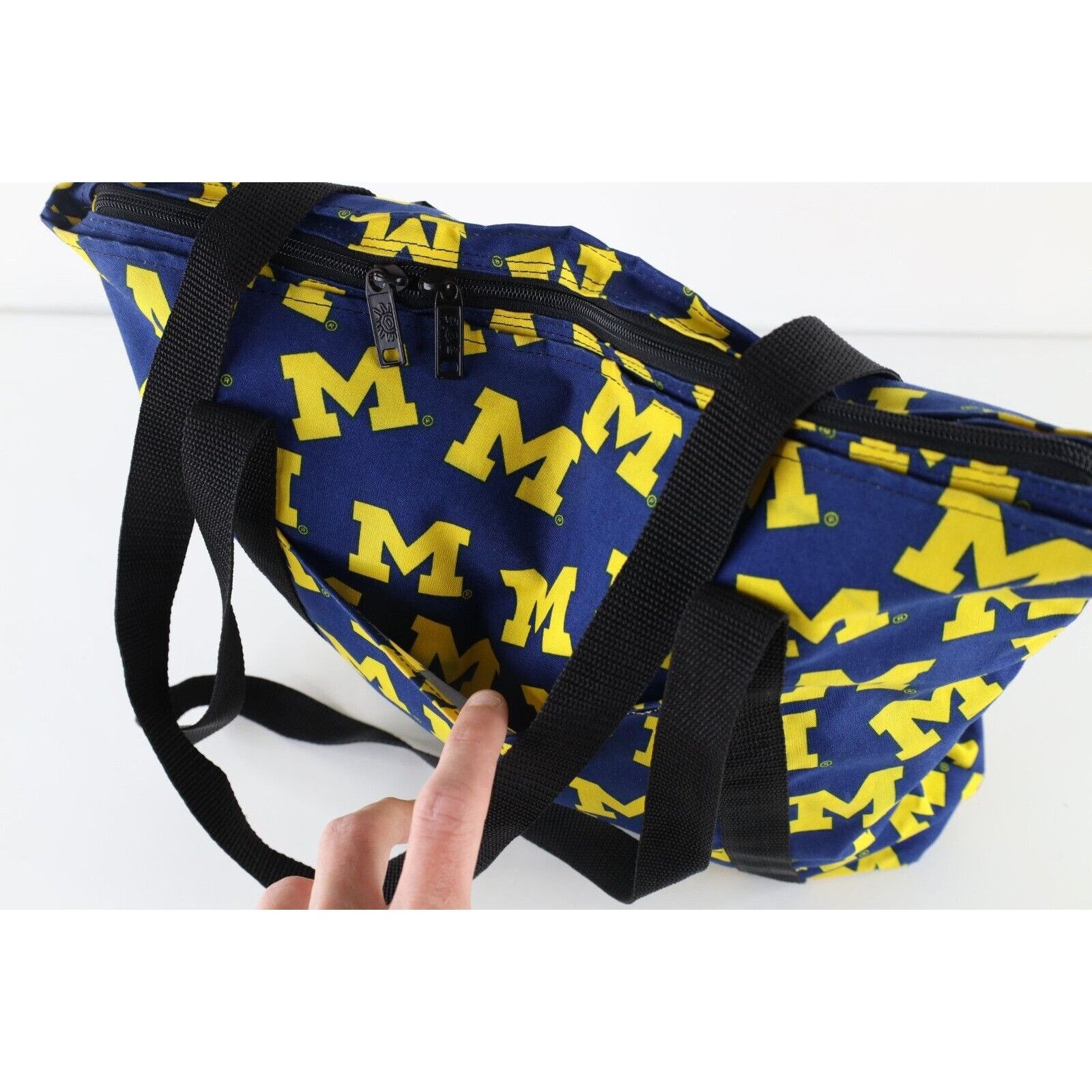 Vintage Vintage 90s All Over Print University of Michigan Bag Size ONE SIZE - 7 Thumbnail