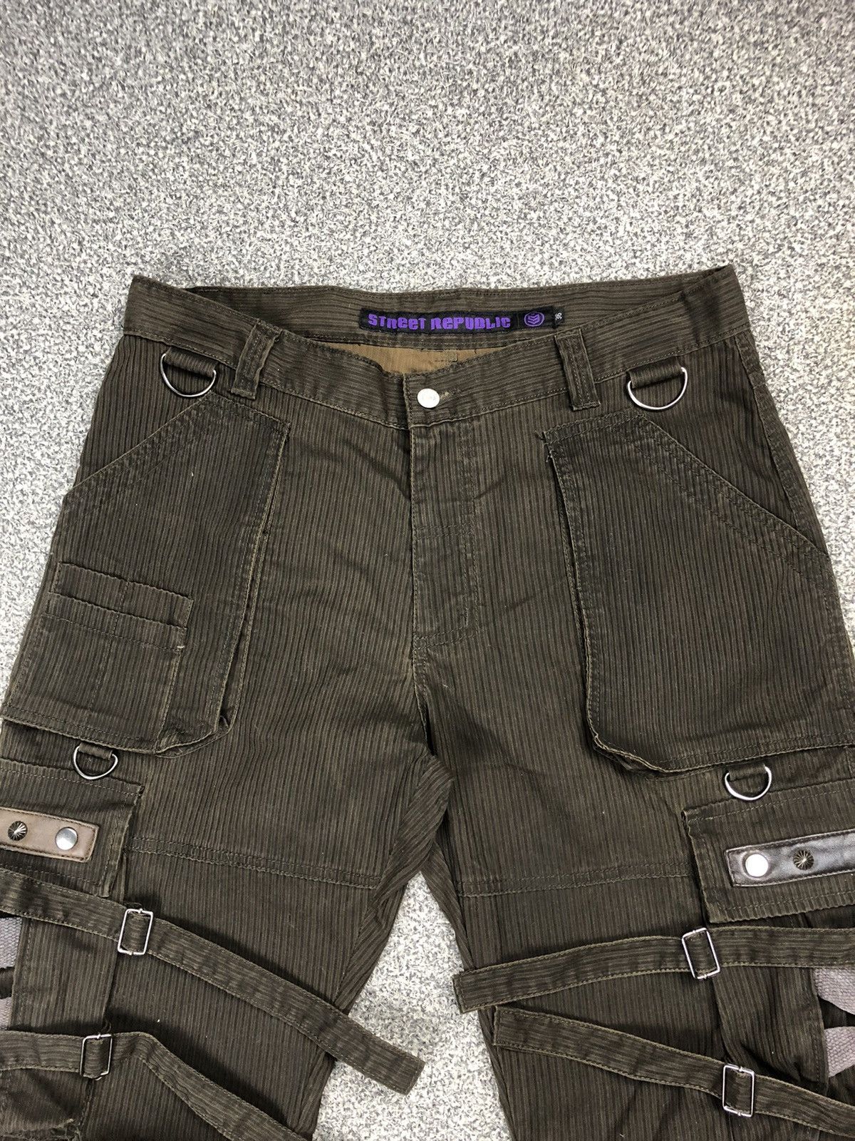 Japanese Brand Vintage Crazy Street Republic Punk Bondage Cargopants Size US 36 / EU 52 - 3 Thumbnail