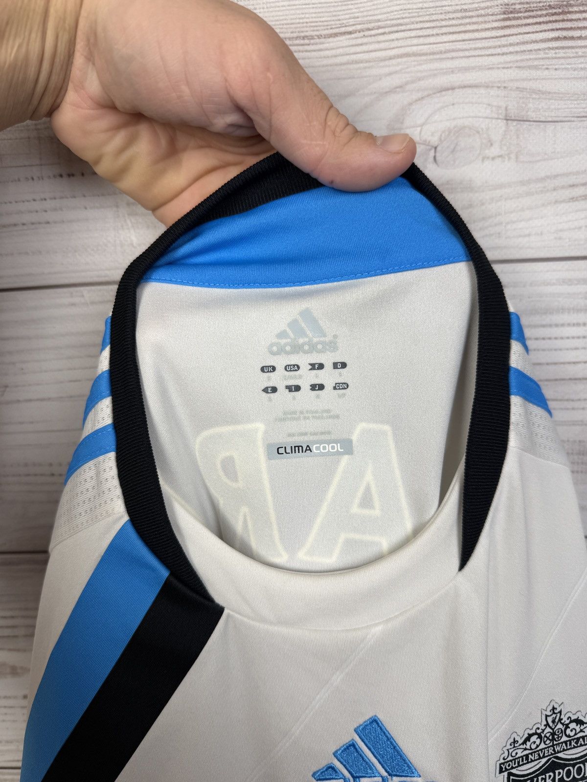 Adidas Adidas Liverpool F.C Suarez away jersey Longsleeve 2010/2011 Size US S / EU 44-46 / 1 - 17 Thumbnail