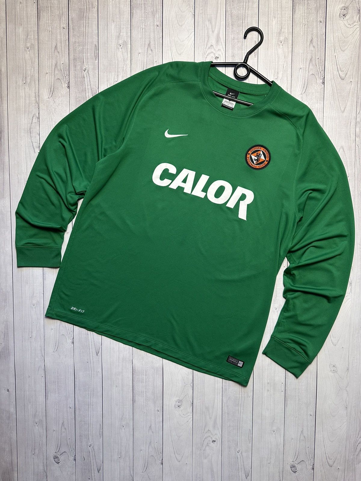 Nike × Vintage Vintage Nike Dundee United soccer jersey goalkeeper size XL Size US XL / EU 56 / 4 - 1 Thumbnail