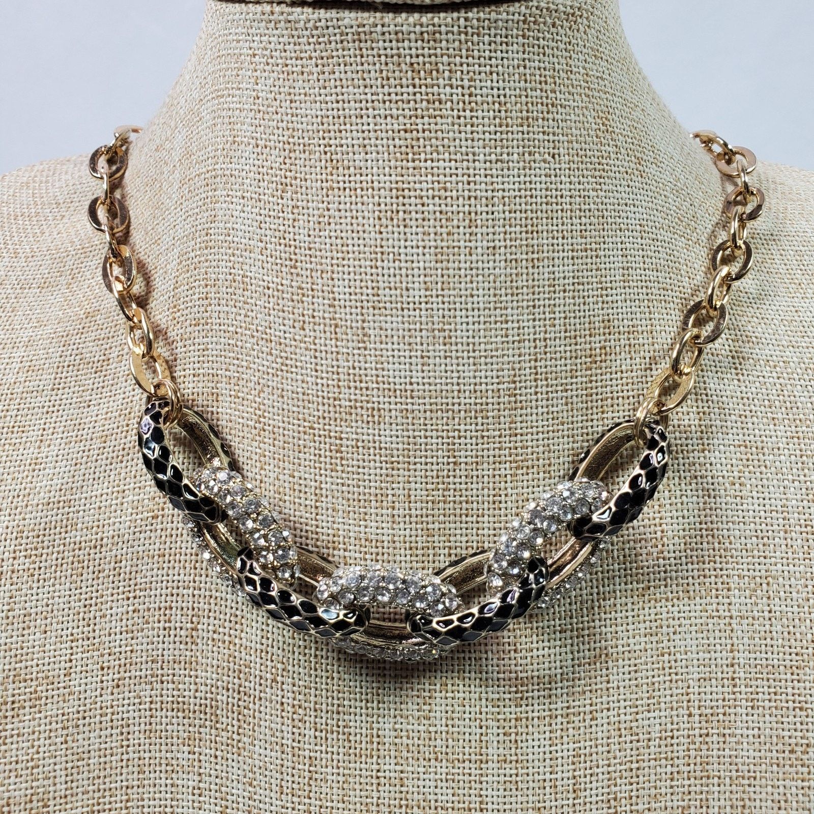 The Unbranded Brand Casual Career Necklace 19 Inch Gold Tone & Black Size ONE SIZE - 1 Thumbnail