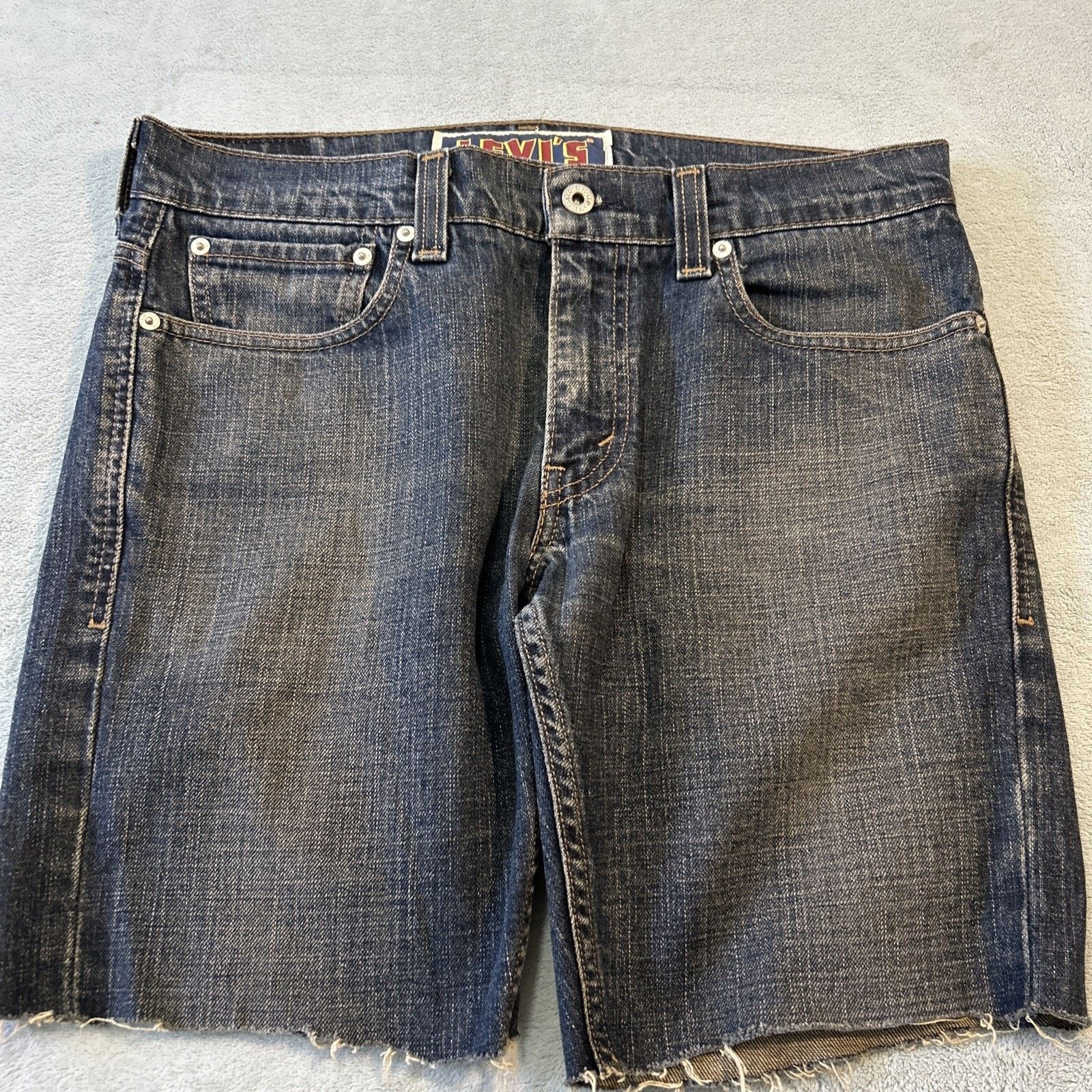 Levi's Levis Baggy Shorts Mens 32x9 Jhorts Raw Hems Loose Relaxed Size US 32 / EU 48 - 2 Thumbnail