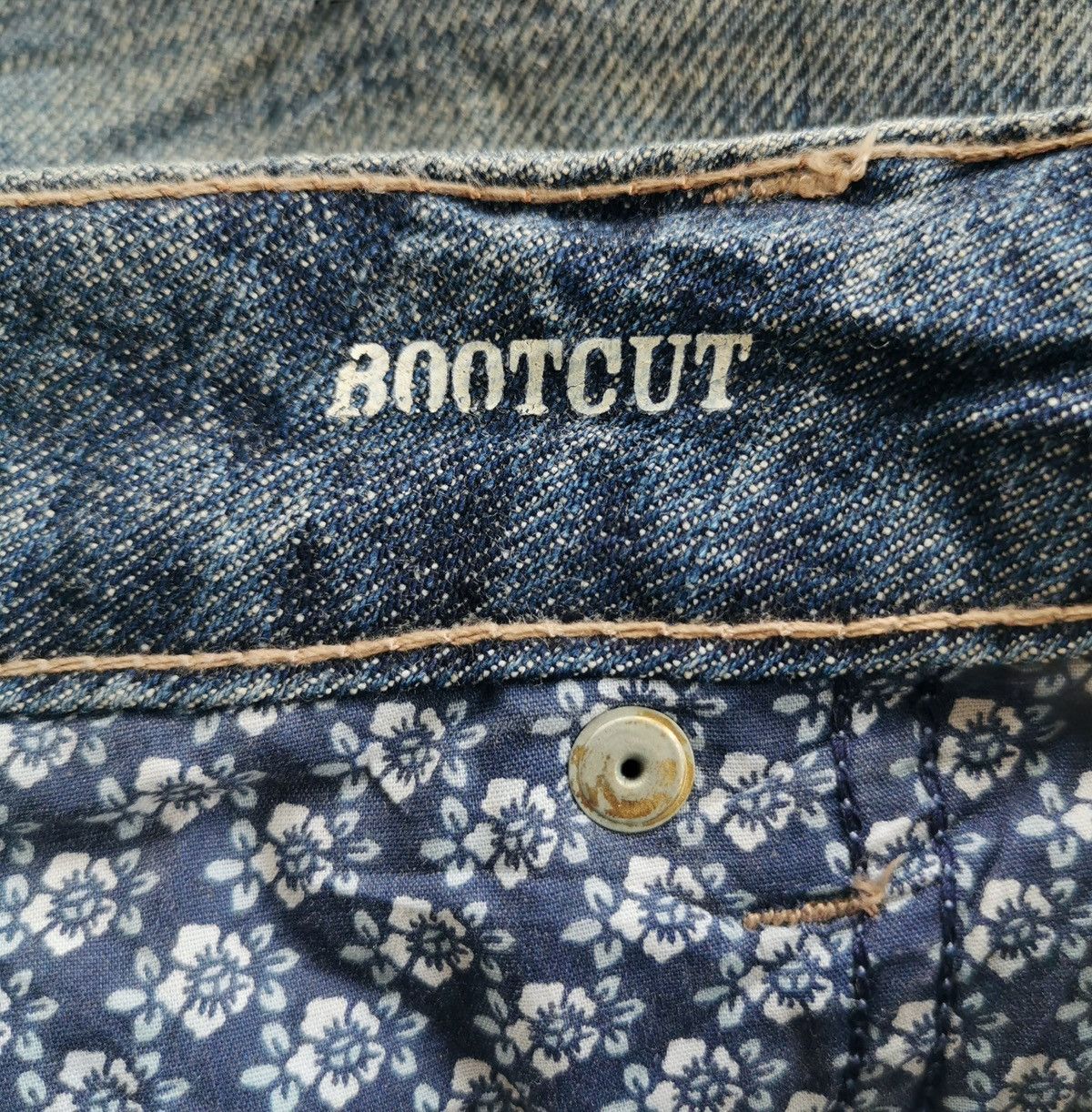 Massimo Osti Mossimo Supply Bootcuts Jeans Size 34" / US 12 / IT 48 - 7 Thumbnail