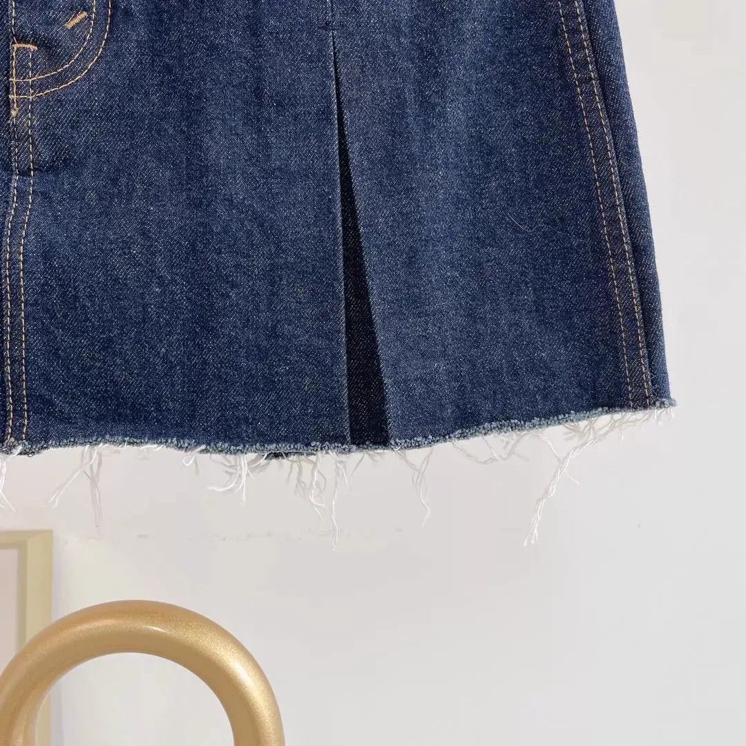 Celine CELINE Blue Chain Detail Low-Rise Mini Skirt 28 Size 28" / US 6 / IT 42 - 4 Thumbnail