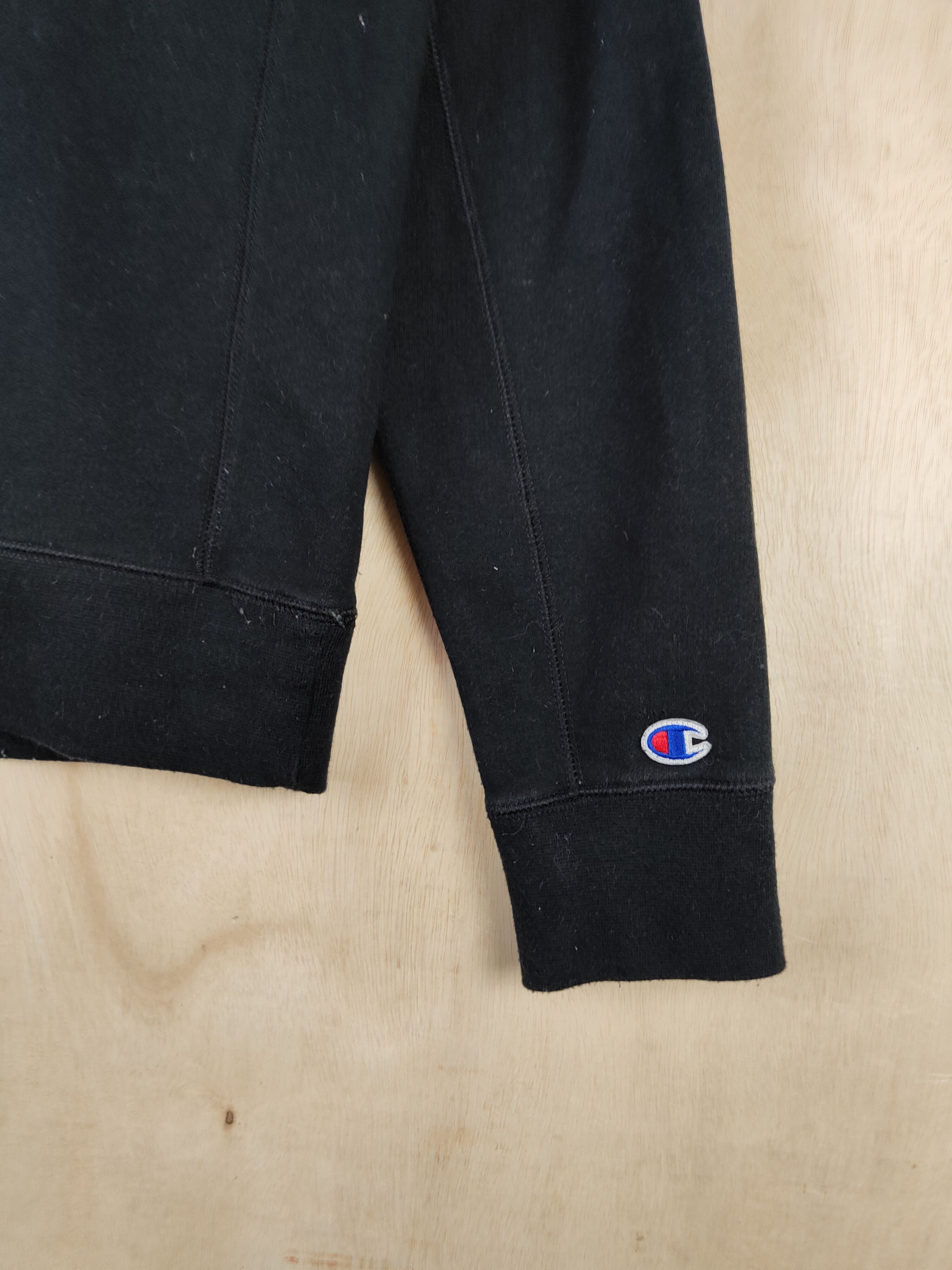 Champion × Japanese Brand × Vintage Champion Black Sweatshirts #S2641 Size US S / EU 44-46 / 1 - 7 Thumbnail