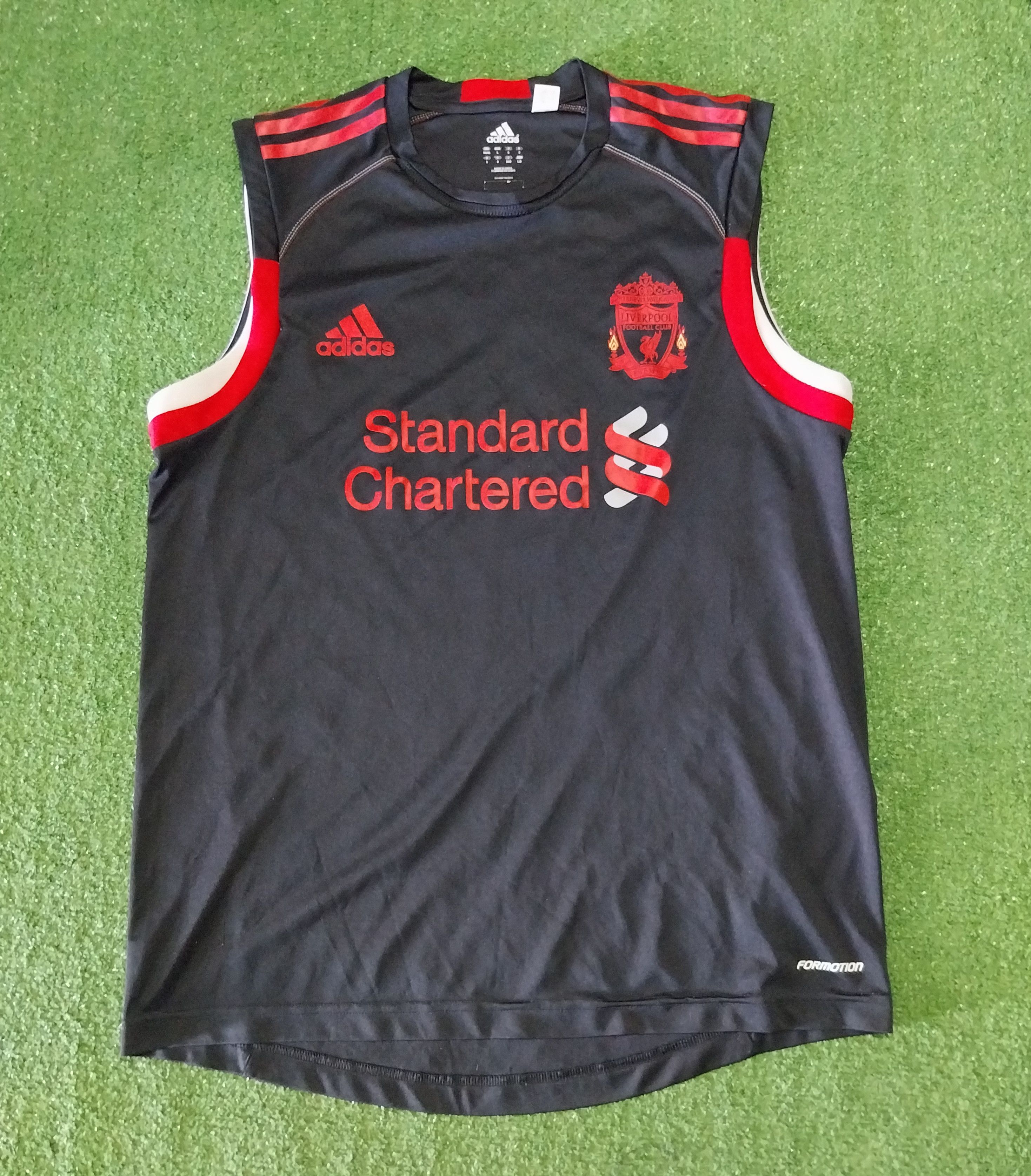 Adidas Liverpool training sleeveless 2010 jersey football Size US L / EU 52-54 / 3 - 1 Thumbnail