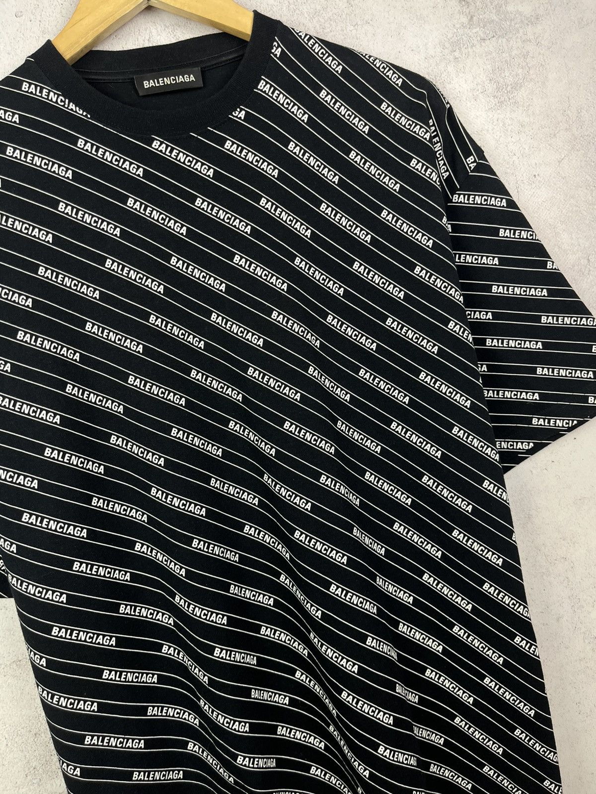 Balenciaga Balenciaga All Over Print Oversized T-shirt Rare Hype Y2K Size US M / EU 48-50 / 2 - 3 Thumbnail