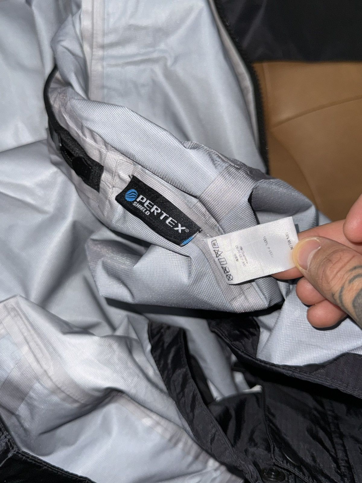 Supreme Supreme tape logo jacket Size US M / EU 48-50 / 2 - 11 Thumbnail