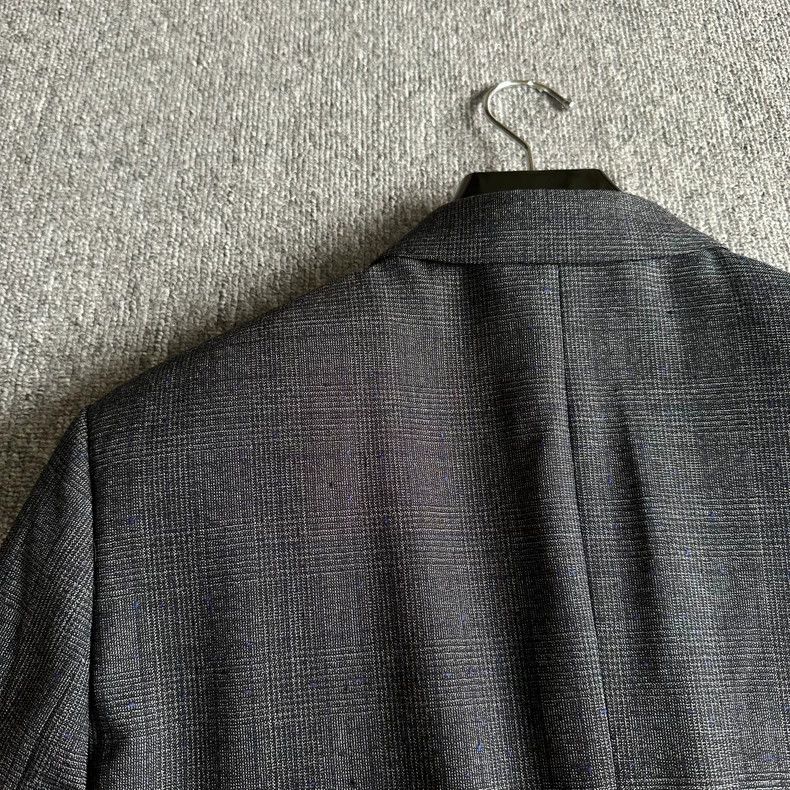 Dior Dior Plaid woven gun lapel wool suit Size US M / EU 48-50 / 2 - 5 Thumbnail