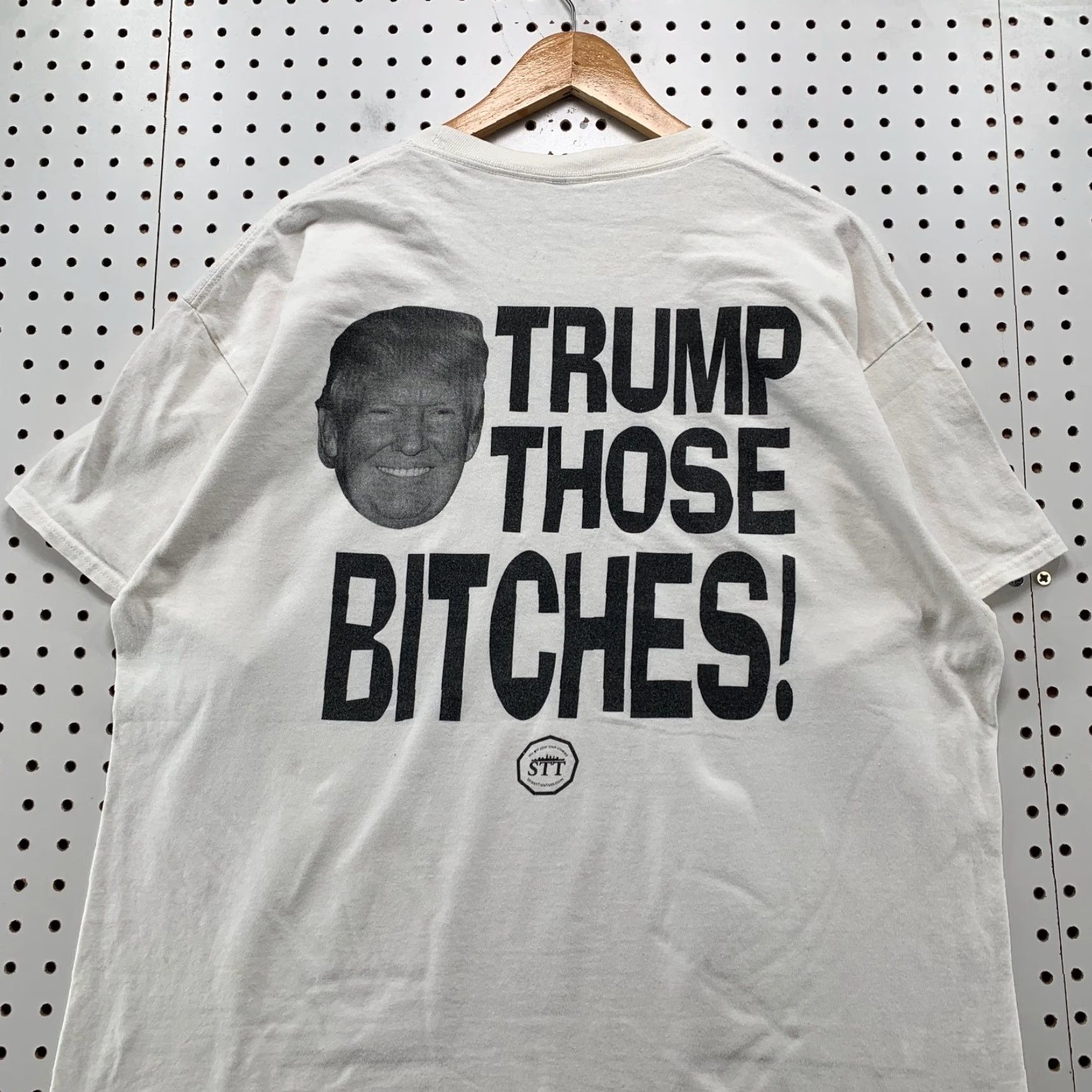 Vintage Street Talk Tees Funny Trump Biden Shirt Mens XL White Biden Sucks Pelosi Hilarious Politician T-Shirt White XL Mens Size US XL / EU 56 / 4 - 2 Thumbnail