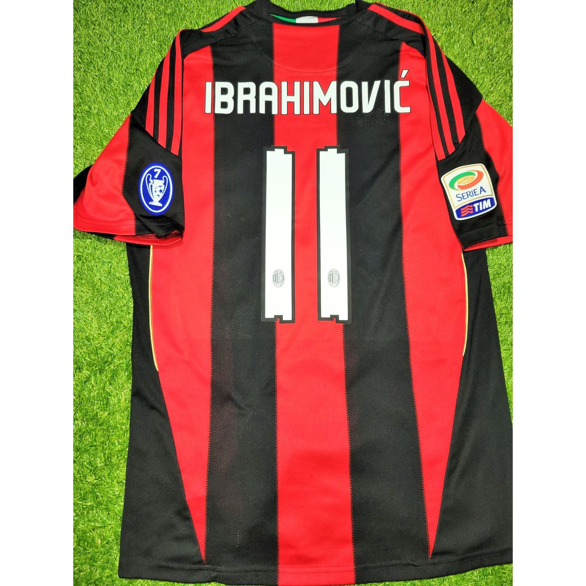 Ibrahimovic AC Milan 2010 2011 Soccer Jersey Shirt M