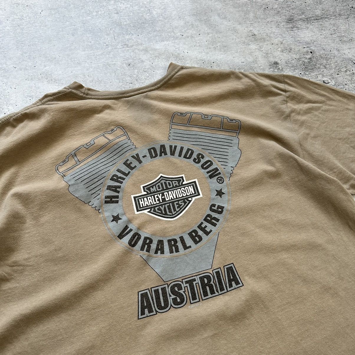 Harley Davidson Harley Davidson Austria T-shirt Beige Men’s Size 2XL Size US XXL / EU 58 / 5 - 15 Thumbnail