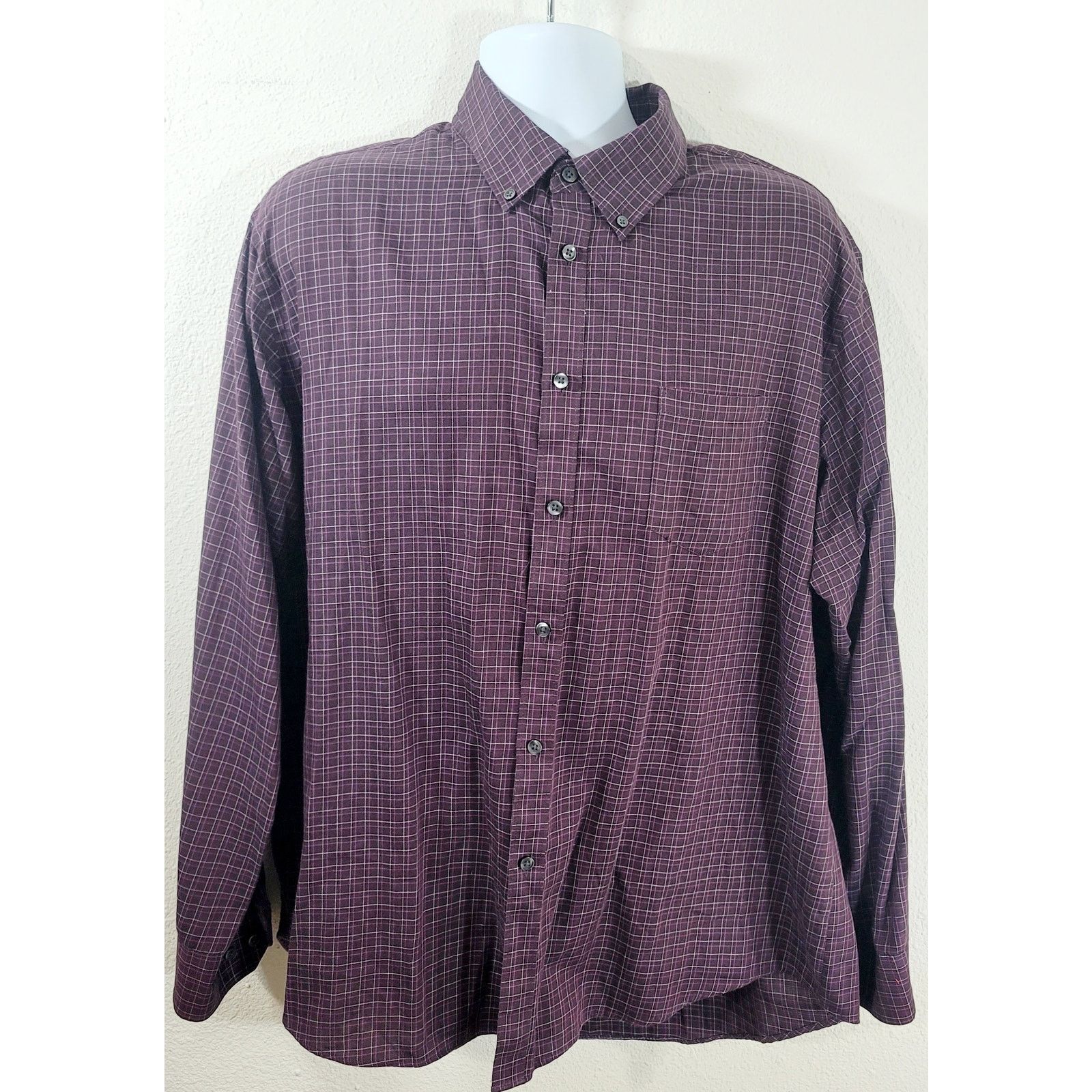 Van Heusen Van Heusen Purple Pink Check Button Up Shirt XL 17 17.5 Size US XL / EU 56 / 4 - 1 Thumbnail