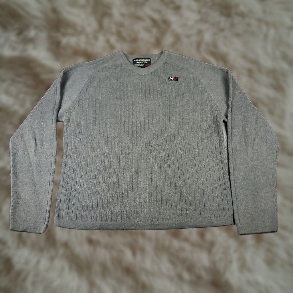 Abercrombie & Fitch Abercrombie Fitch Mens XL Gray V Neck Pullover Sweatshirt Size US XL / EU 56 / 4 - 1 Thumbnail